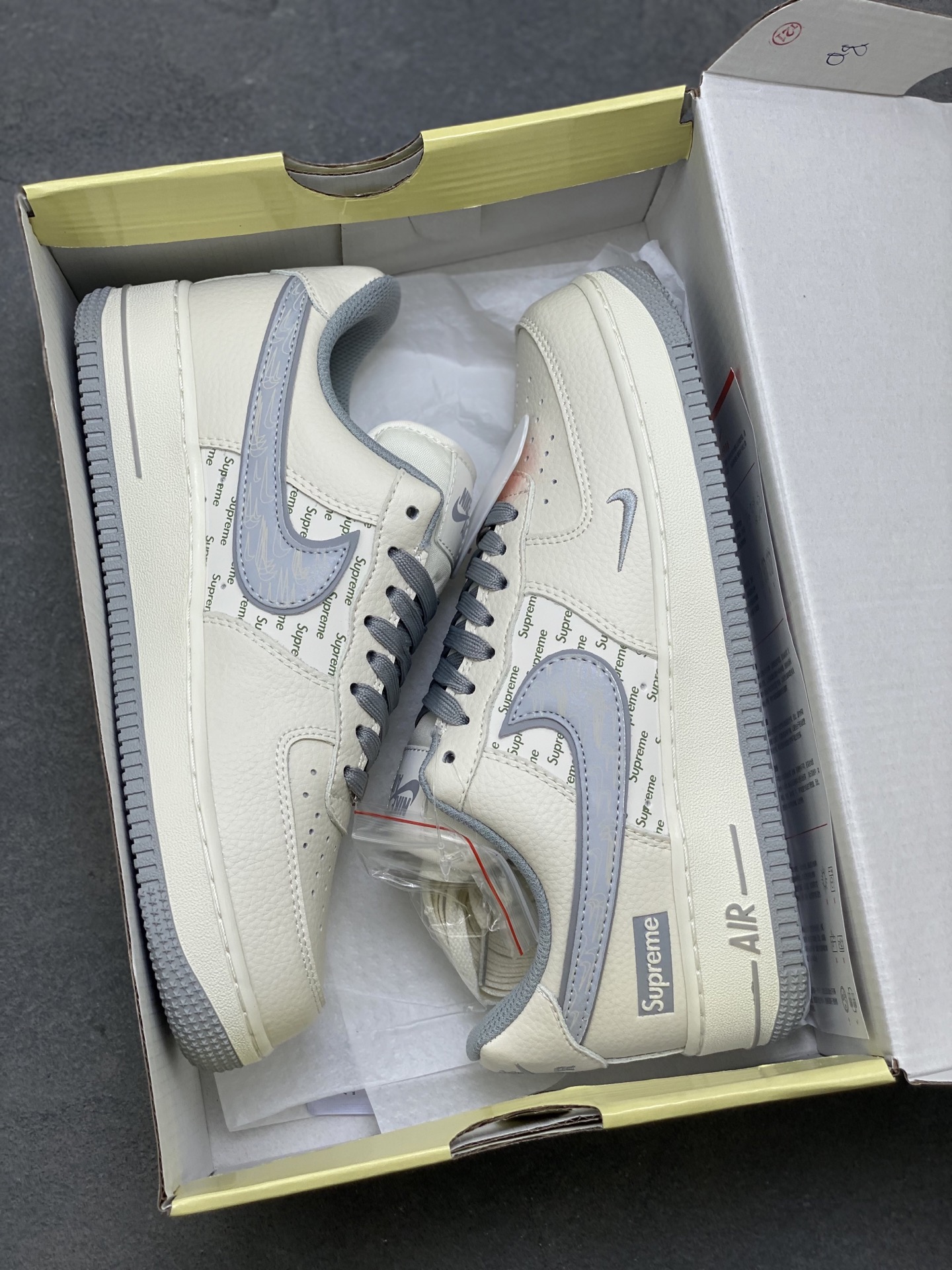 Nike Air Force 1 '07 Low Supreme Sneakers Limited Edition - XX3168-147 10 i1754940925622 1119 0 8