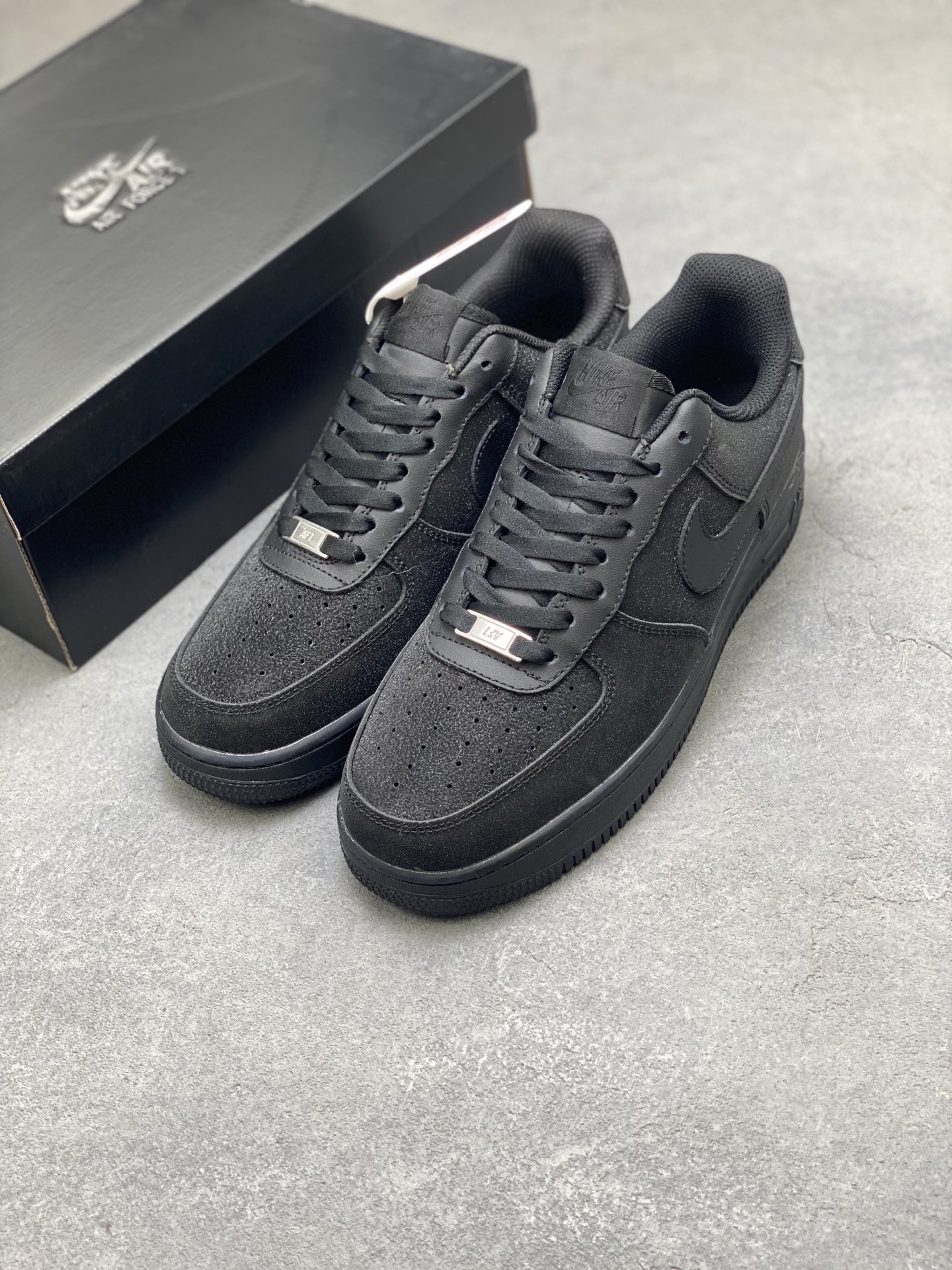 Nike Air Force 1 '07 Low Black Casual Sneakers - CW2288-001 9 i1754942219838 2761 0 7