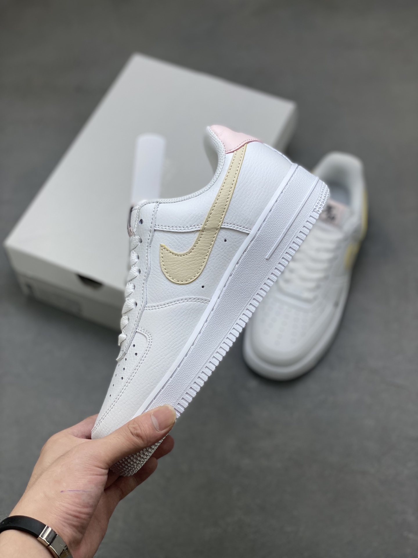 Nike Air Force 1 '07 Low White/Coconut Milk Casual Shoes HF9922-100 4 i1754942252246 8276 0 2