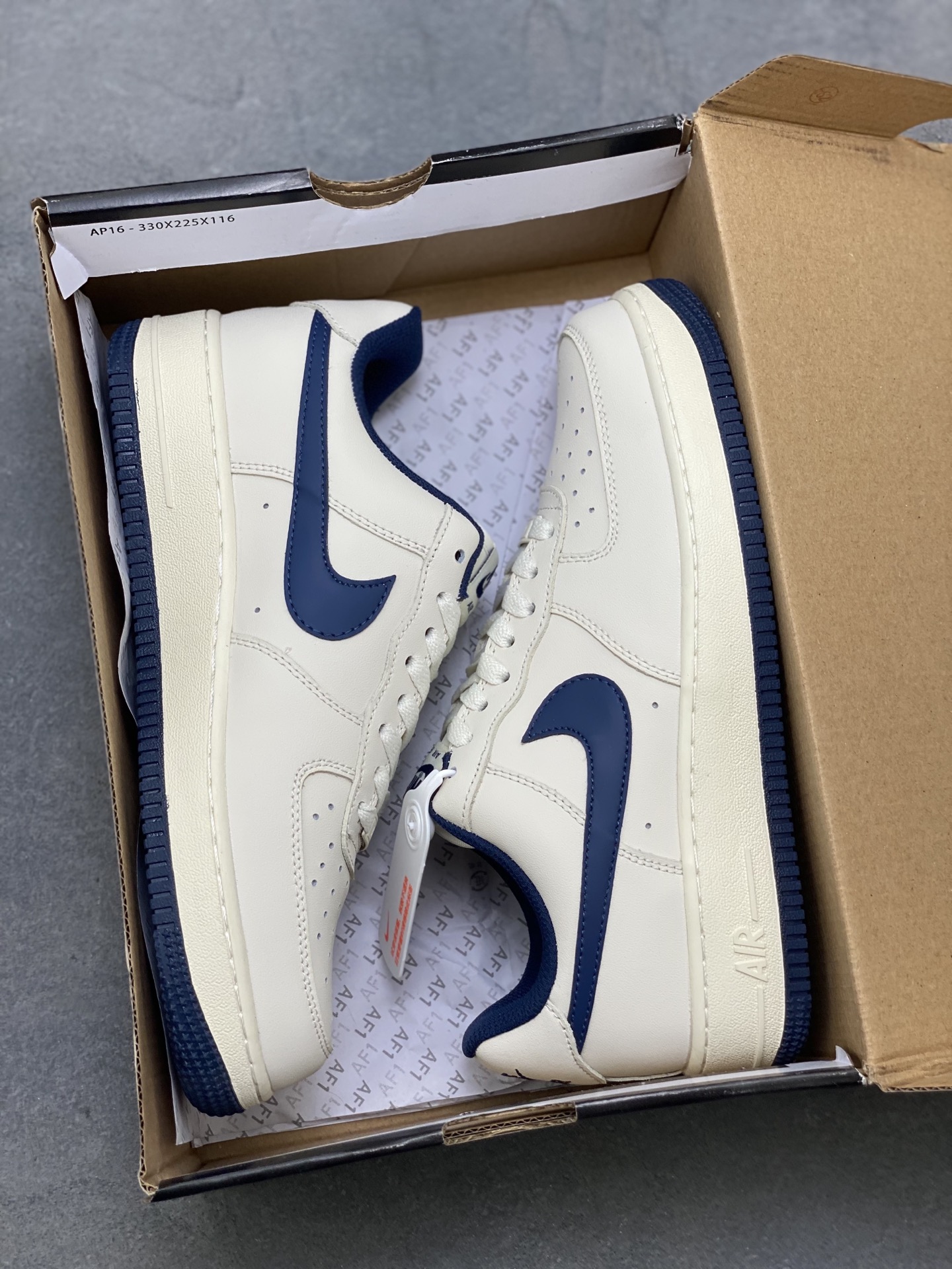 Nike Air Force 1 '07 Low Cream/Navy Casual Shoes AQ3778-400 10 i1754942357860 4988 0 8
