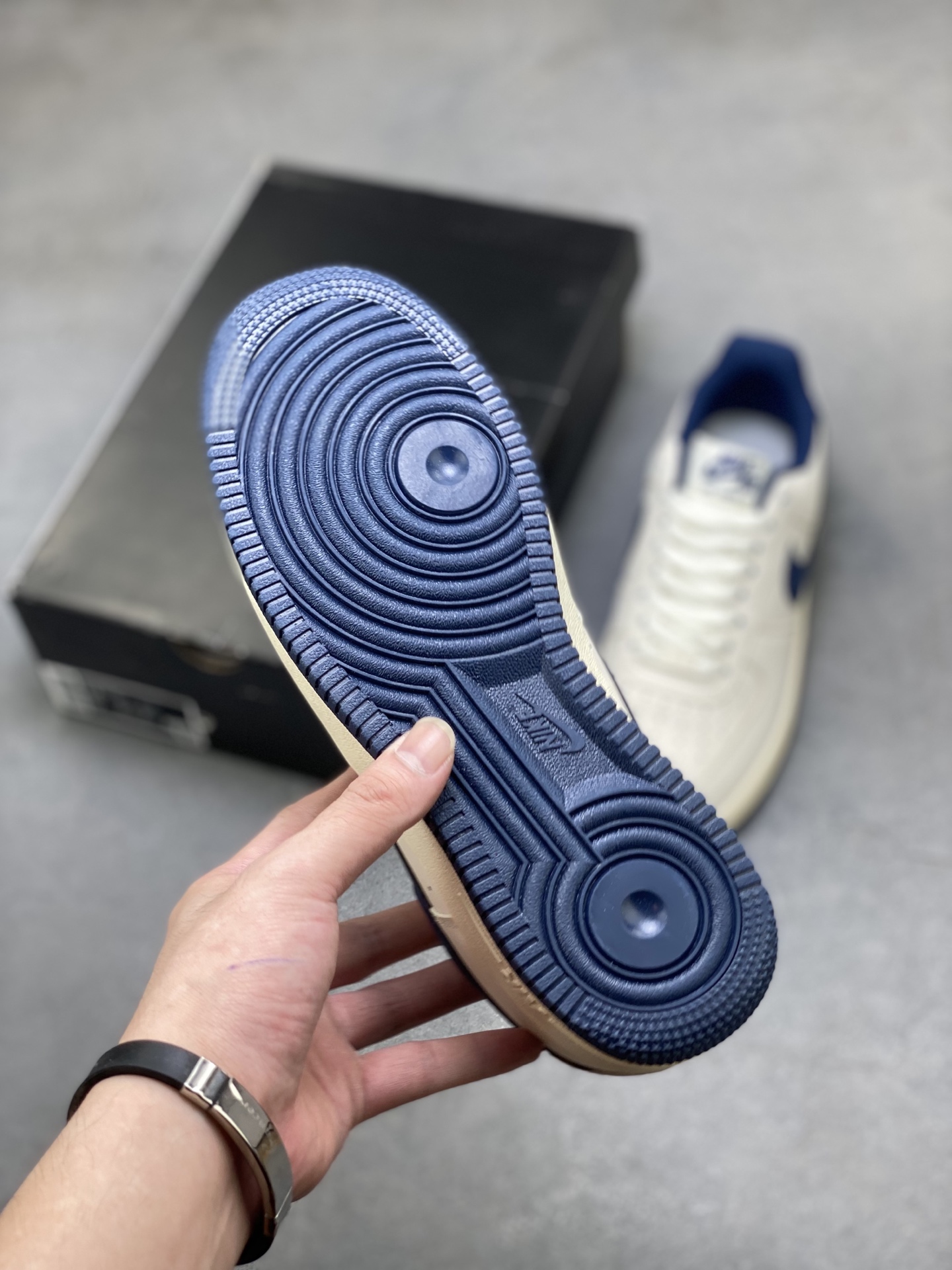 Nike Air Force 1 '07 Low Cream/Navy Casual Shoes AQ3778-400 7 i1754942358366 4386 0 5