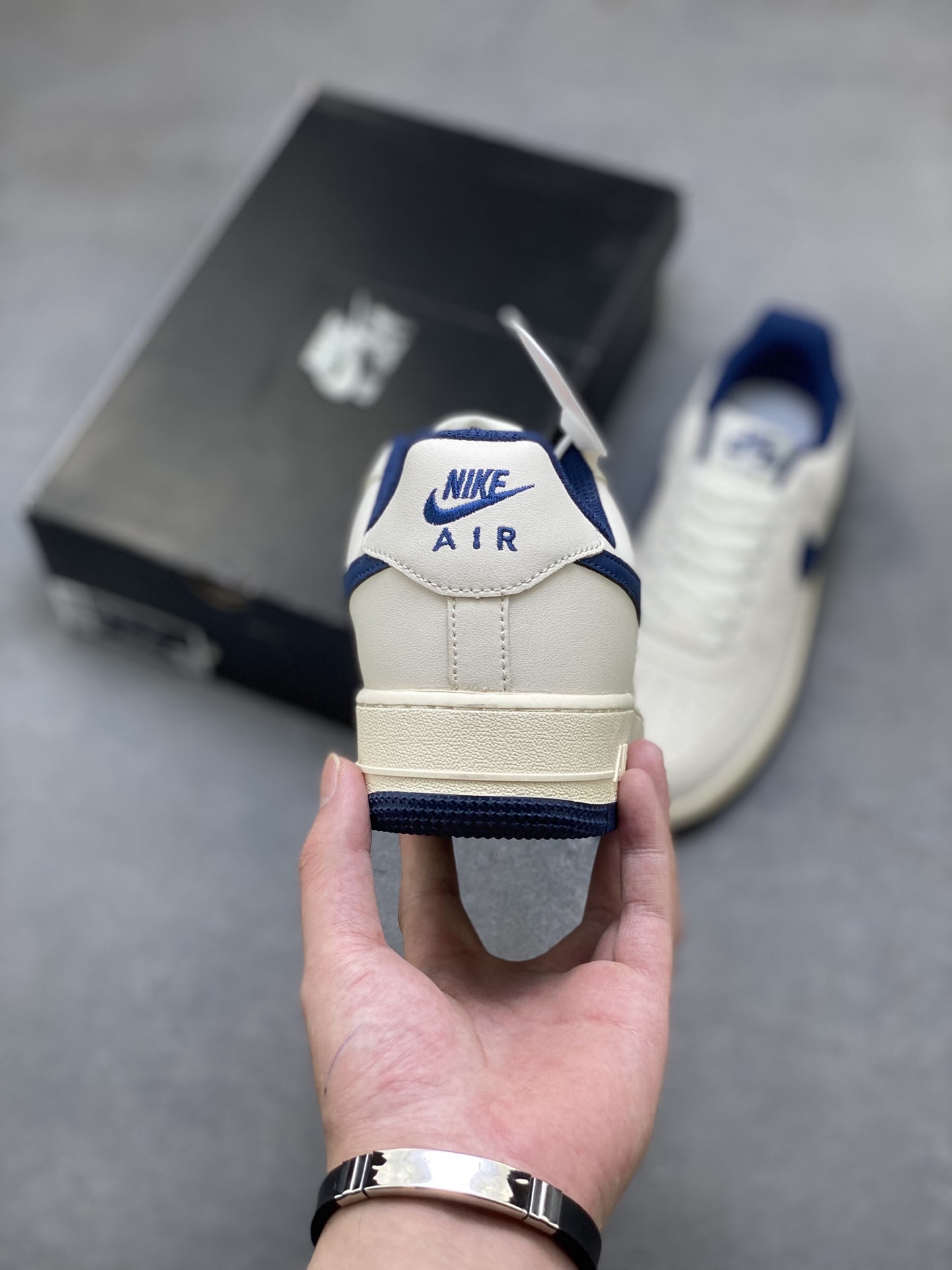 Nike Air Force 1 '07 Low Cream/Navy Casual Shoes AQ3778-400 5 i1754942358603 3792 0 3