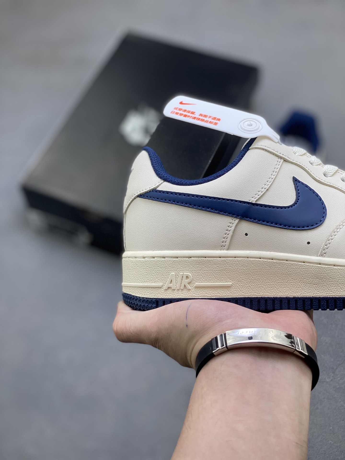 Nike Air Force 1 '07 Low Cream/Navy Casual Shoes AQ3778-400 6 i1754942366545 5510 0 4