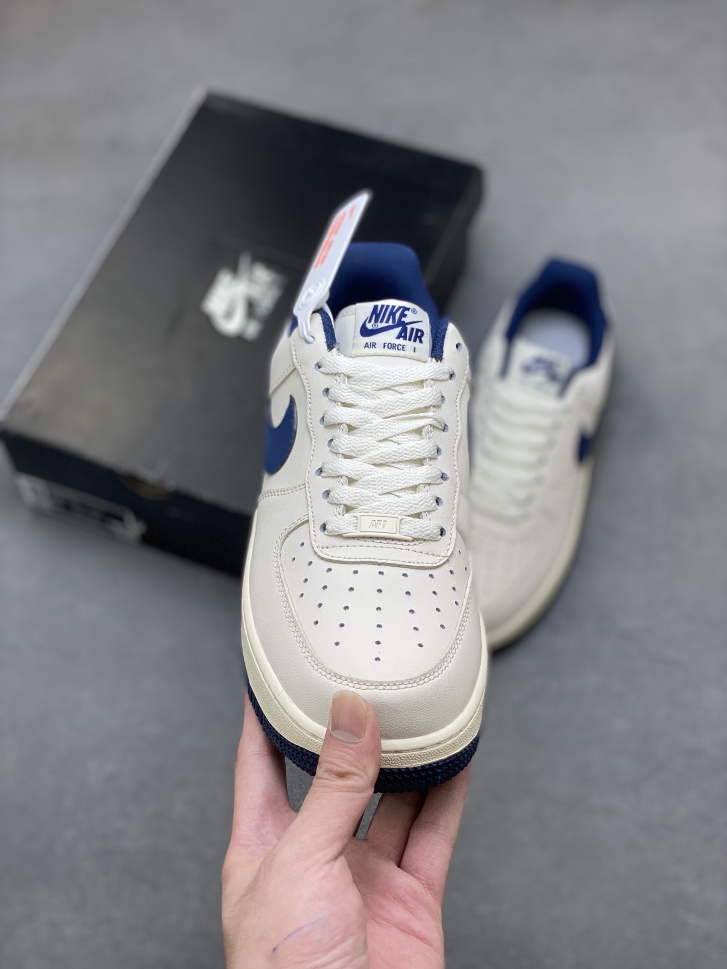 Nike Air Force 1 '07 Low Cream/Navy Casual Shoes AQ3778-400 3 i1754942366805 9592 0 1