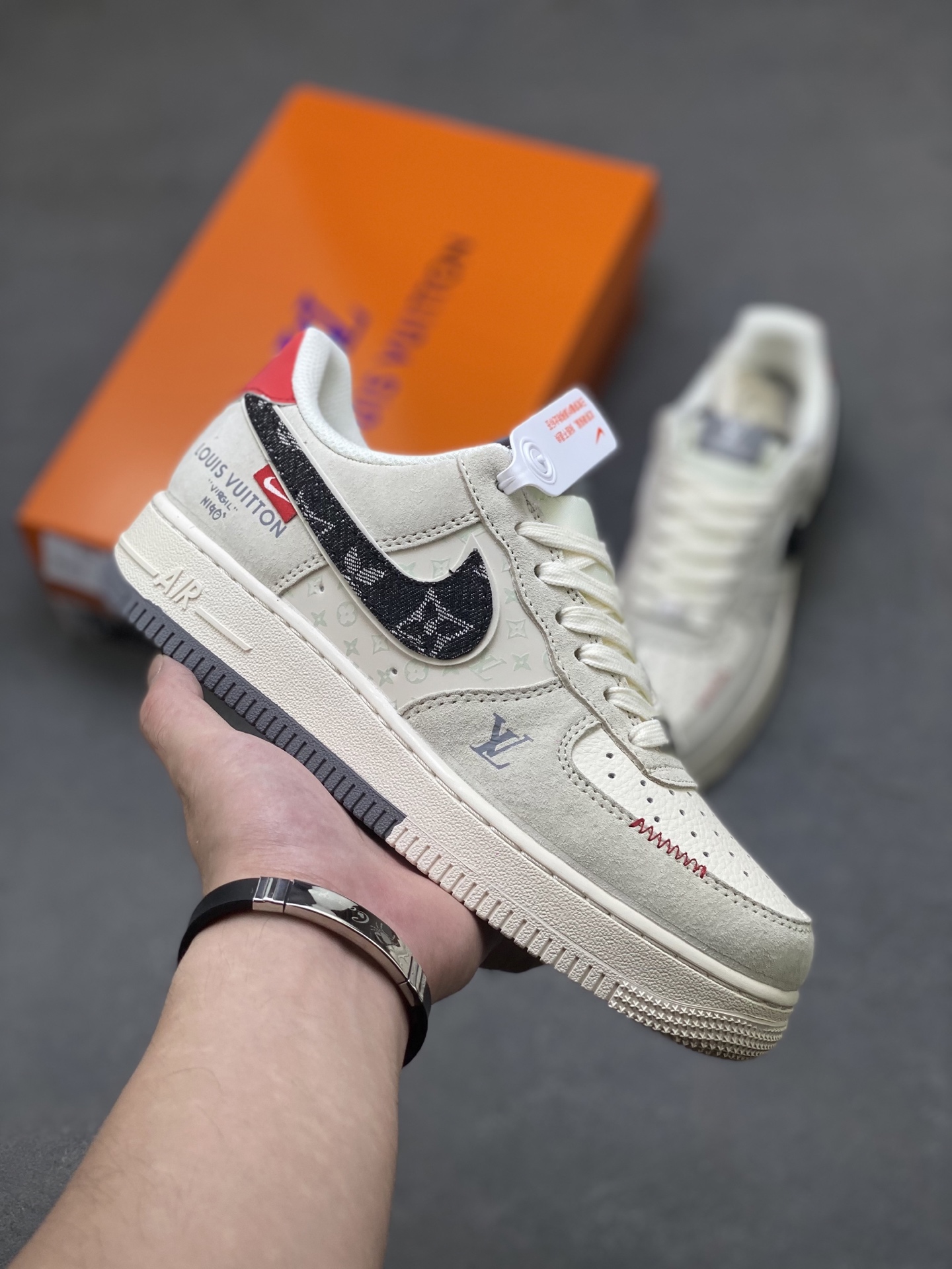 Nike Air Force 1 Low Louis Vuitton Custom Sneakers Limited Edition 2 i1755100905913 2973 0 0