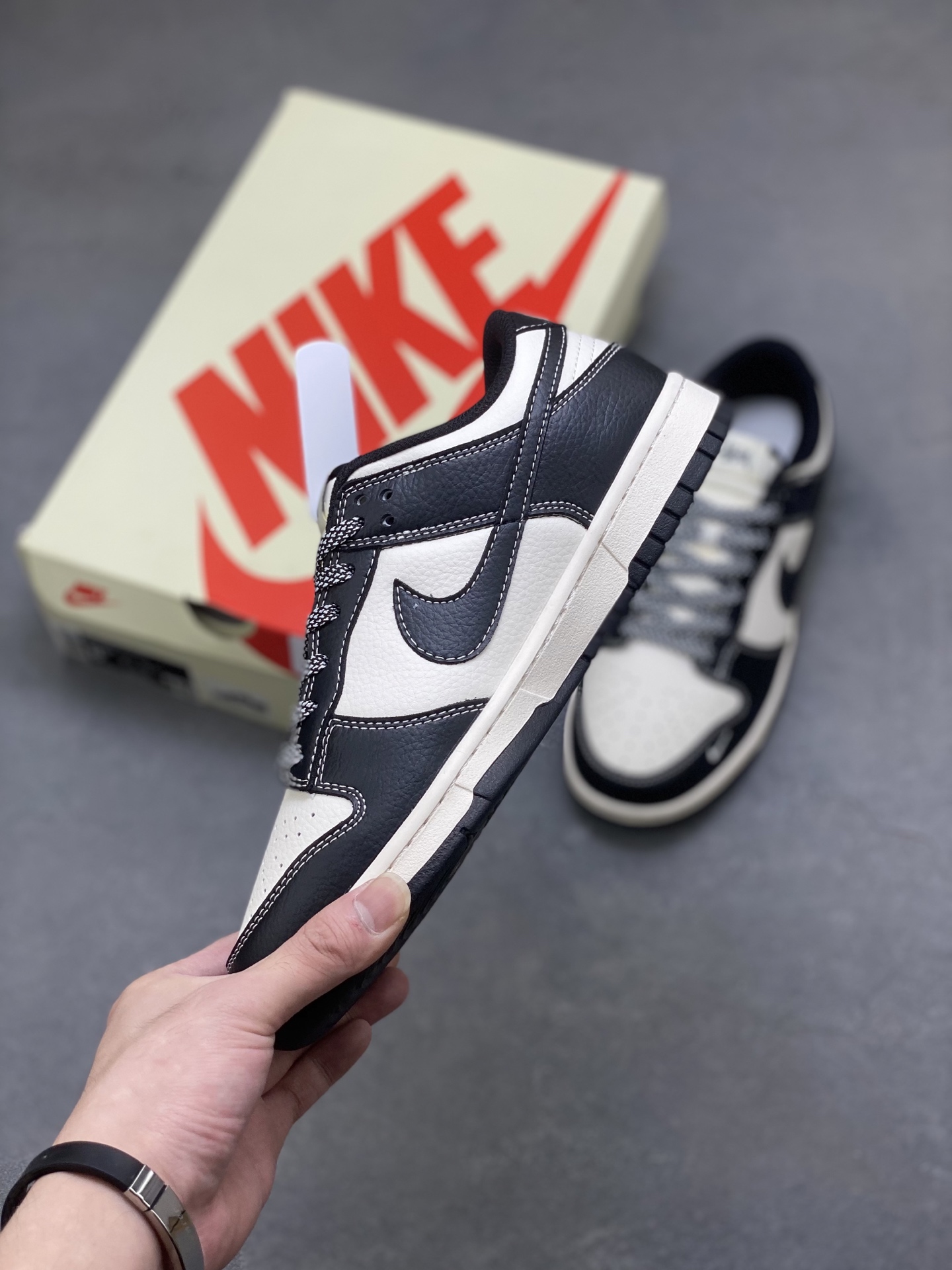 Nike Dunk Low Retro "DIY Custom" High-End Materials & Comfort Experience 4 i1755101388556 7635 0 2
