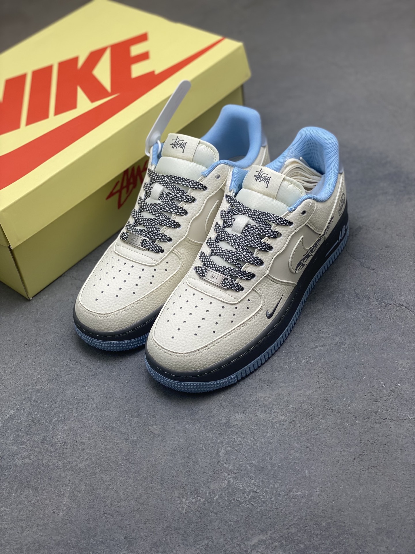 Nike Air Force 1 '07 Low Sneakers - Limited Edition, Comfortable and Stylish 9 i1755275975322 9643 0 7