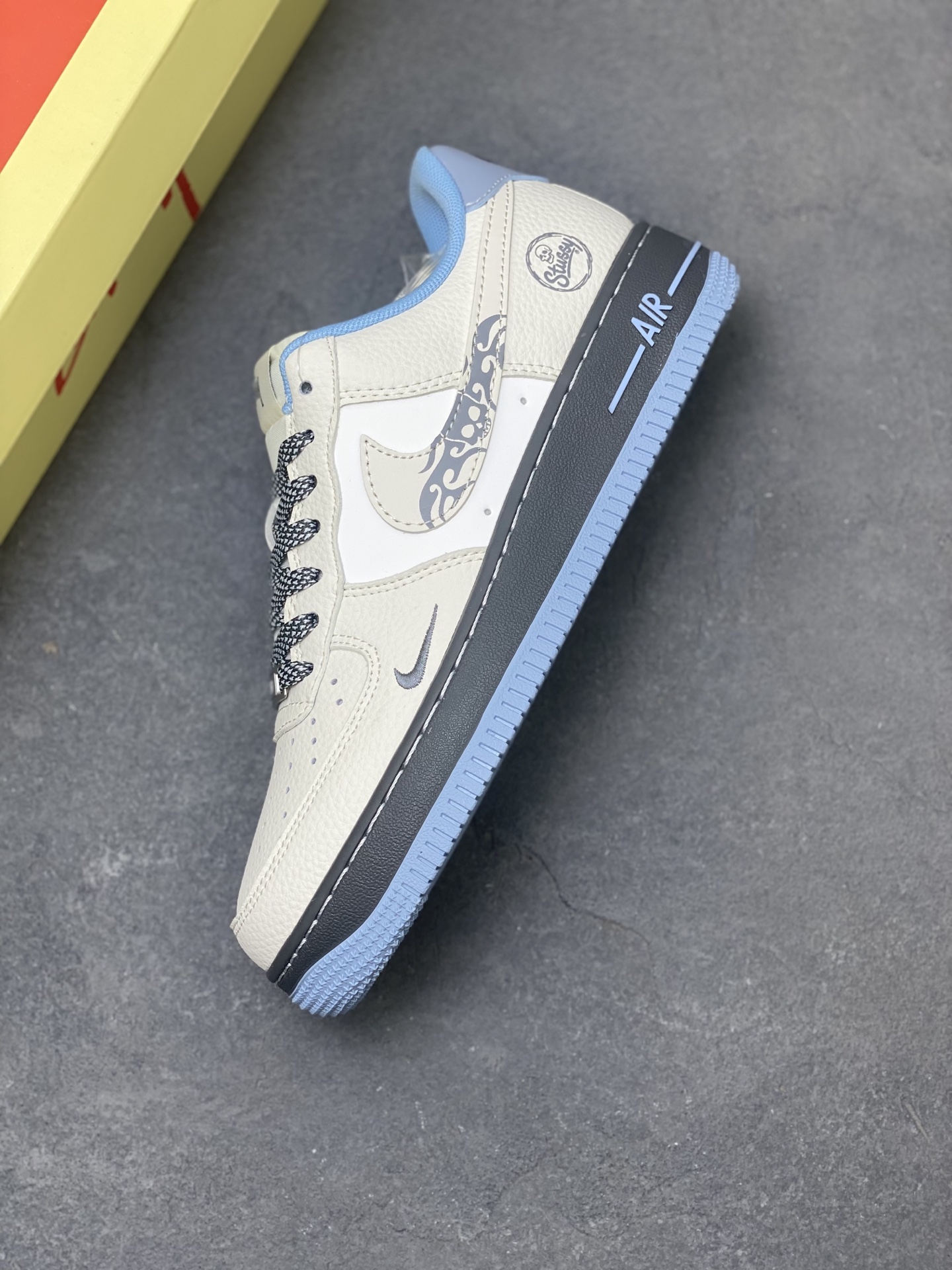 Nike Air Force 1 '07 Low Sneakers - Limited Edition, Comfortable and Stylish 8 i1755275987430 5971 0 6