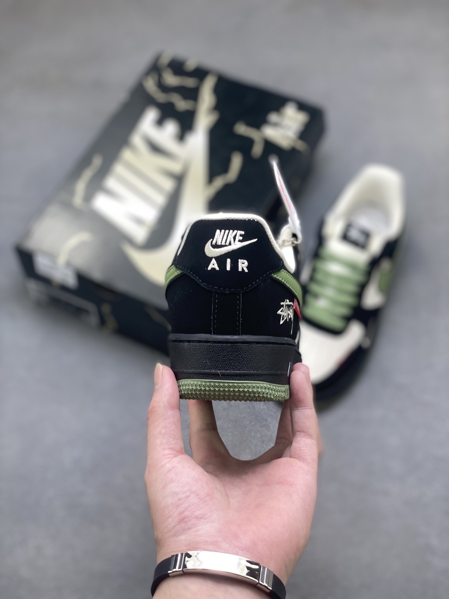 Nike Air Force 1 '07 Low Stussy Olive Aura Sneakers Limited Edition 5 i1755276111192 2475 0 3