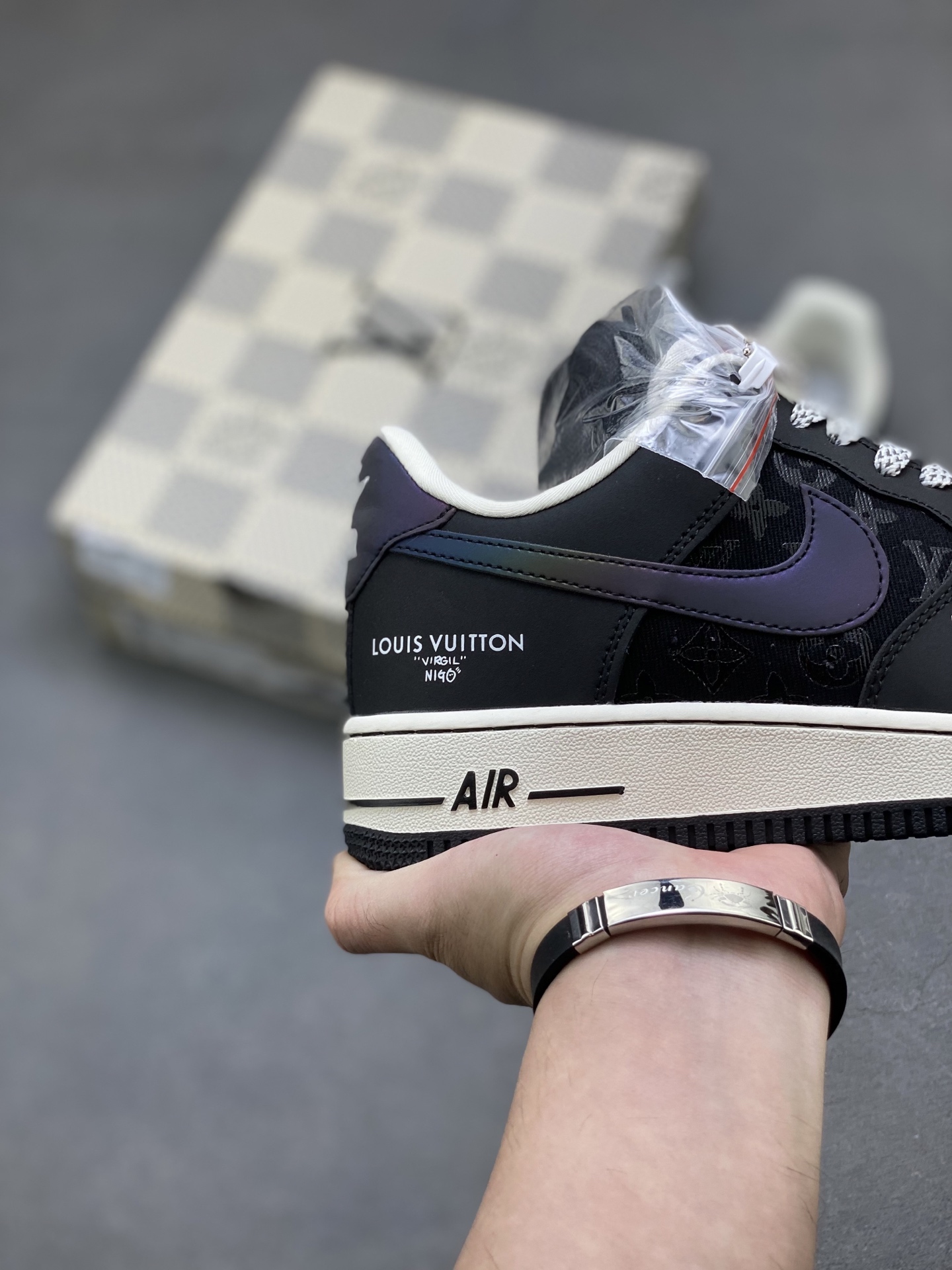 Nike Air Force 1 '07 Low Louis Vuitton Sneakers - Limited Edition 6 i1755360058908 5013 0 4