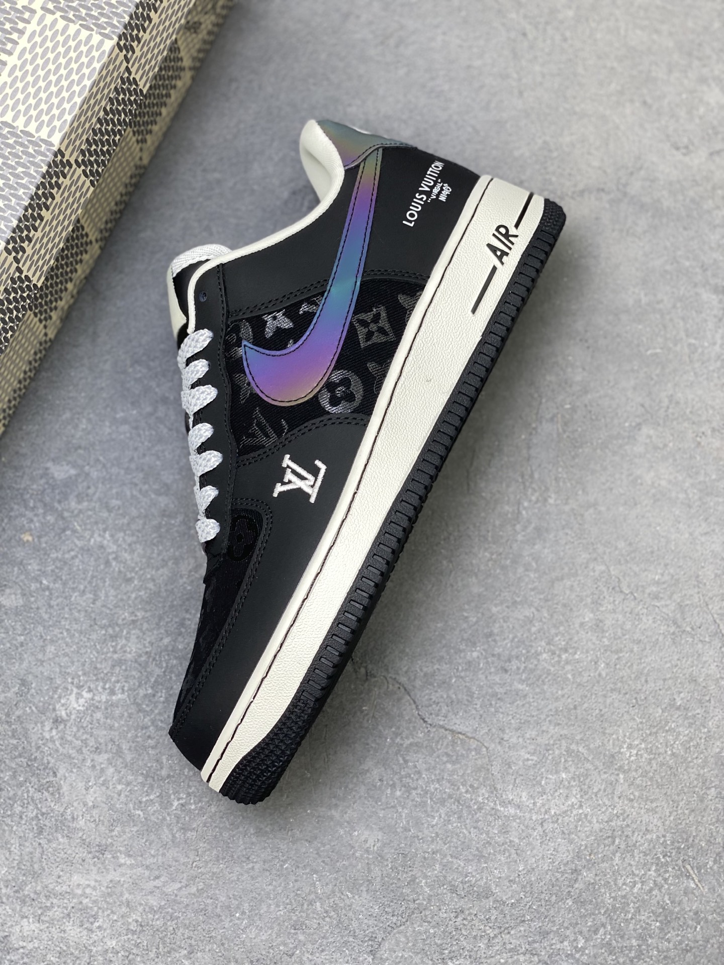 Nike Air Force 1 '07 Low Louis Vuitton Sneakers - Limited Edition 8 i1755360059313 4847 0 6