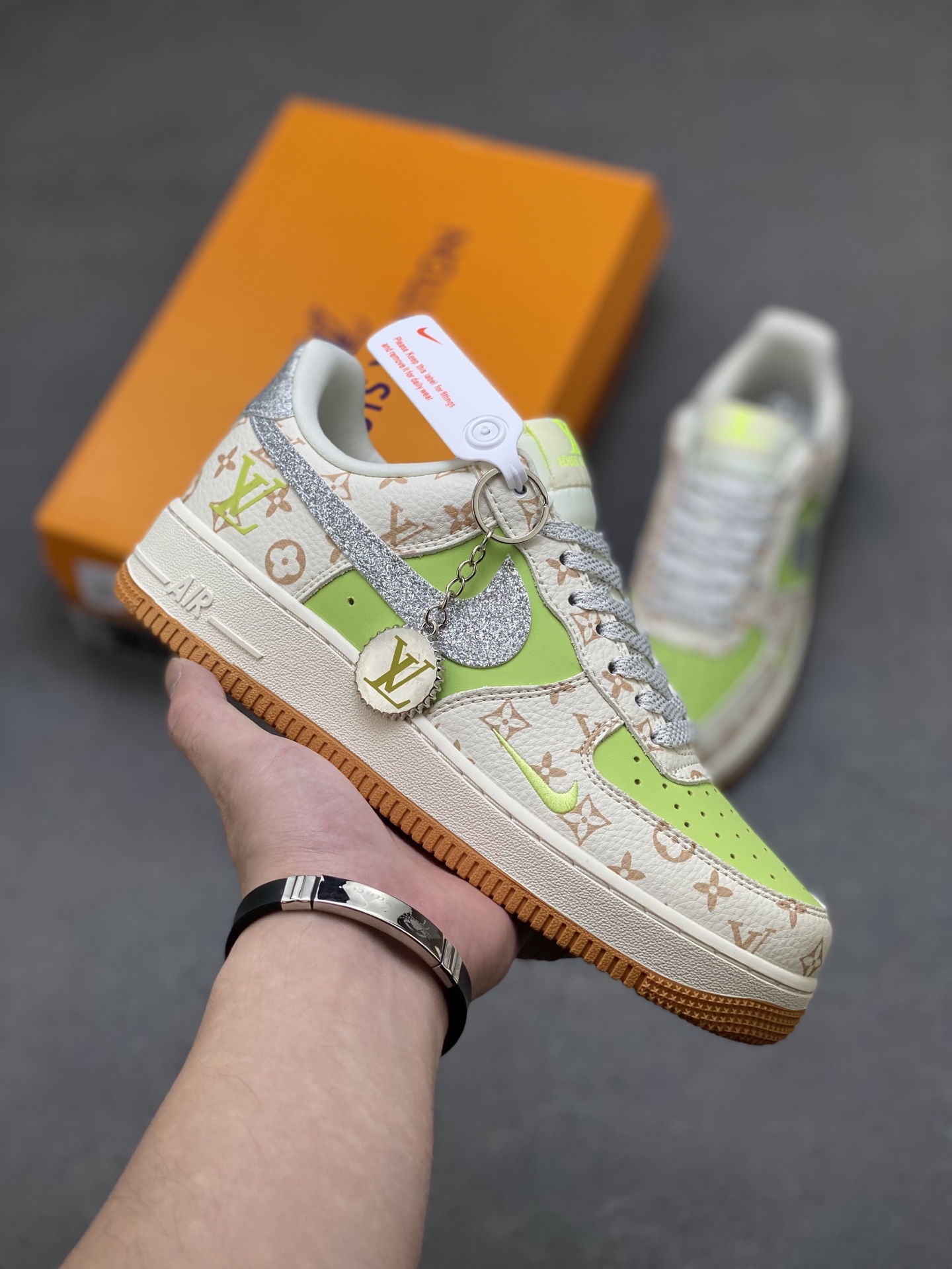 Nike Air Force 1 '07 Low Limited Edition Sneakers with LV Detailing 2 i1755360291819 6366 0 0