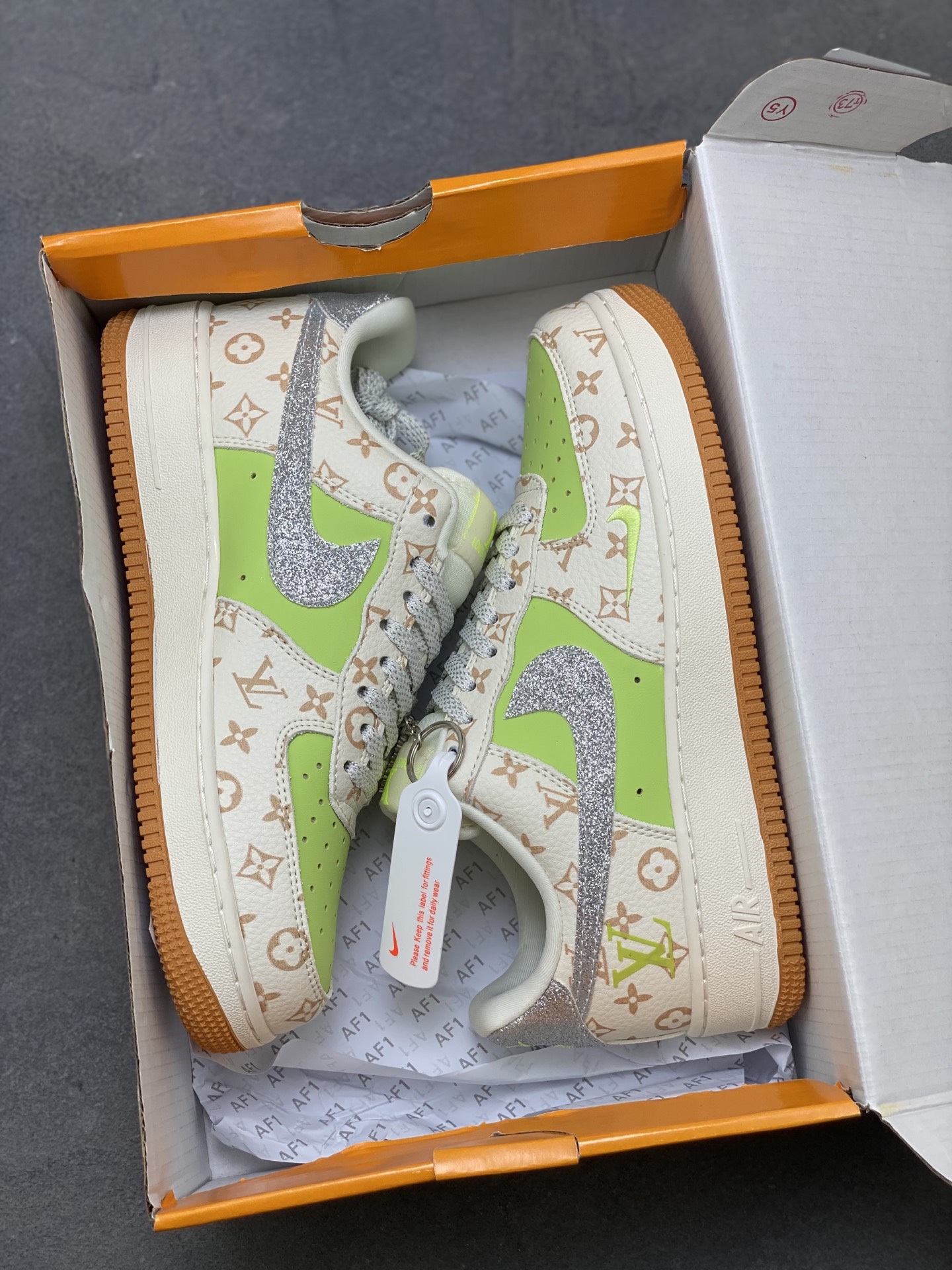 Nike Air Force 1 '07 Low Limited Edition Sneakers with LV Detailing 10 i1755360297072 2403 0 8