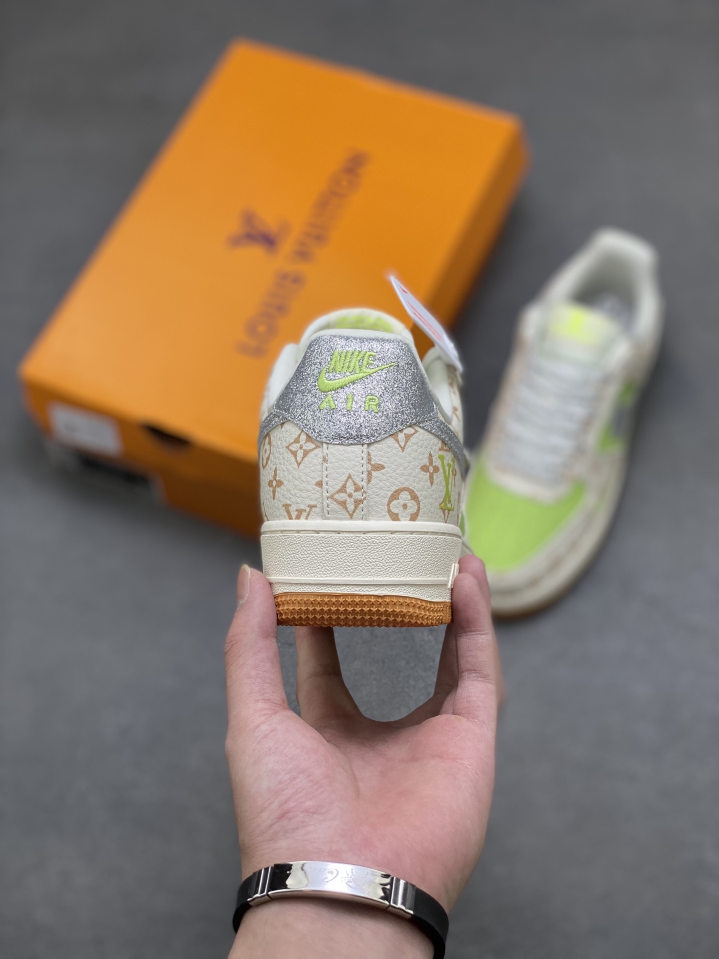 Nike Air Force 1 '07 Low Limited Edition Sneakers with LV Detailing 5 i1755360302154 2058 0 3