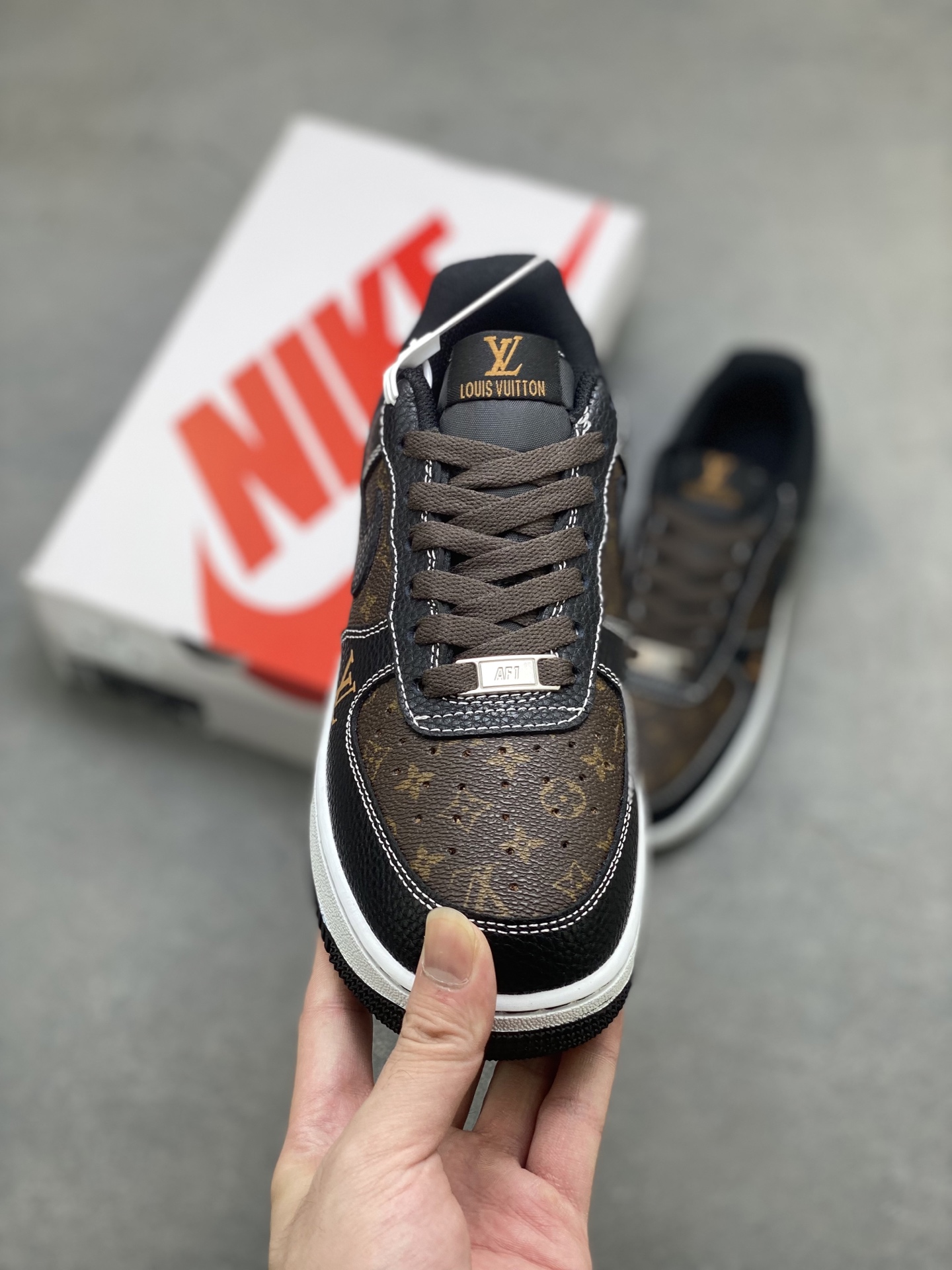 Nike Air Force 1 '07 Low Louis Vuitton Custom Sneakers - Limited Edition 3 i1755447184194 3391 0 1