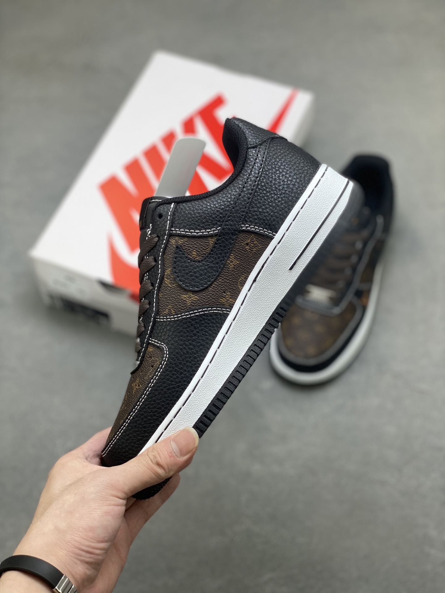 Nike Air Force 1 '07 Low Louis Vuitton Custom Sneakers - Limited Edition 4 i1755447185135 512 0 2