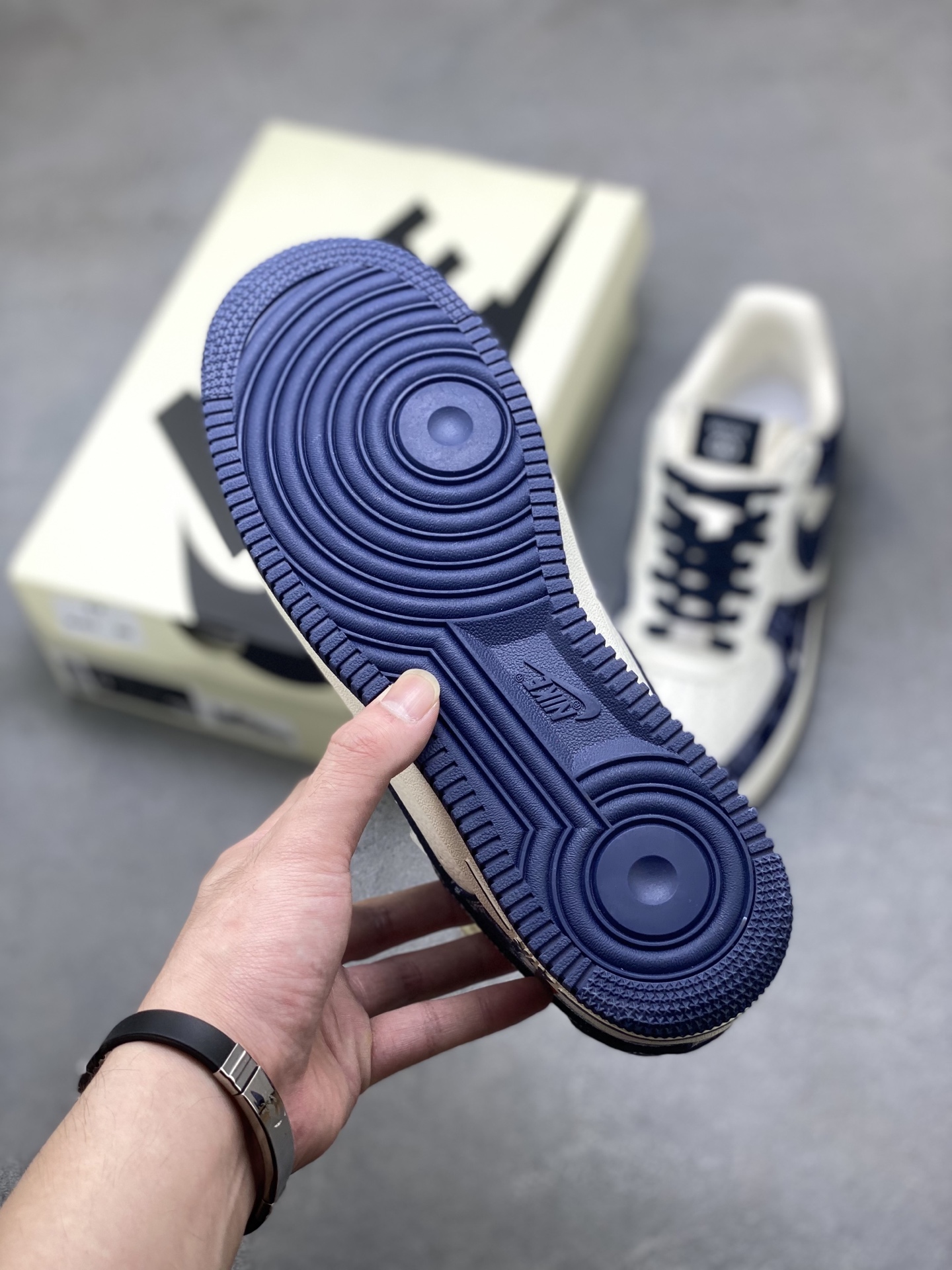 Nike Air Force 1 '07 Low Gucci Collaboration Sneakers Limited Edition 7 i1755447261642 8993 0 5