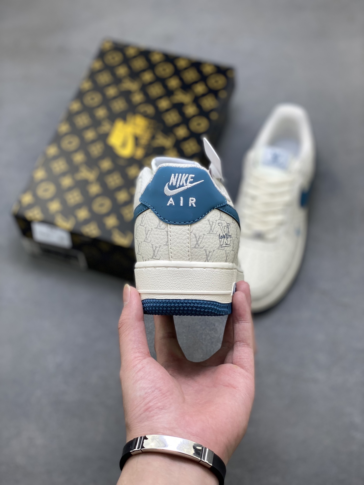 Nike Air Force 1 '07 Low Sneakers - Limited Edition Design 5 i1755535557504 6190 0 3