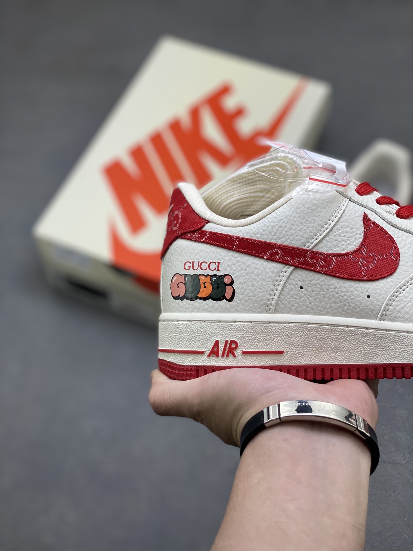 Nike Air Force 1 '07 Low White/Red Custom Sneakers with Gucci Logo 6 i1755535647900 3500 0 4