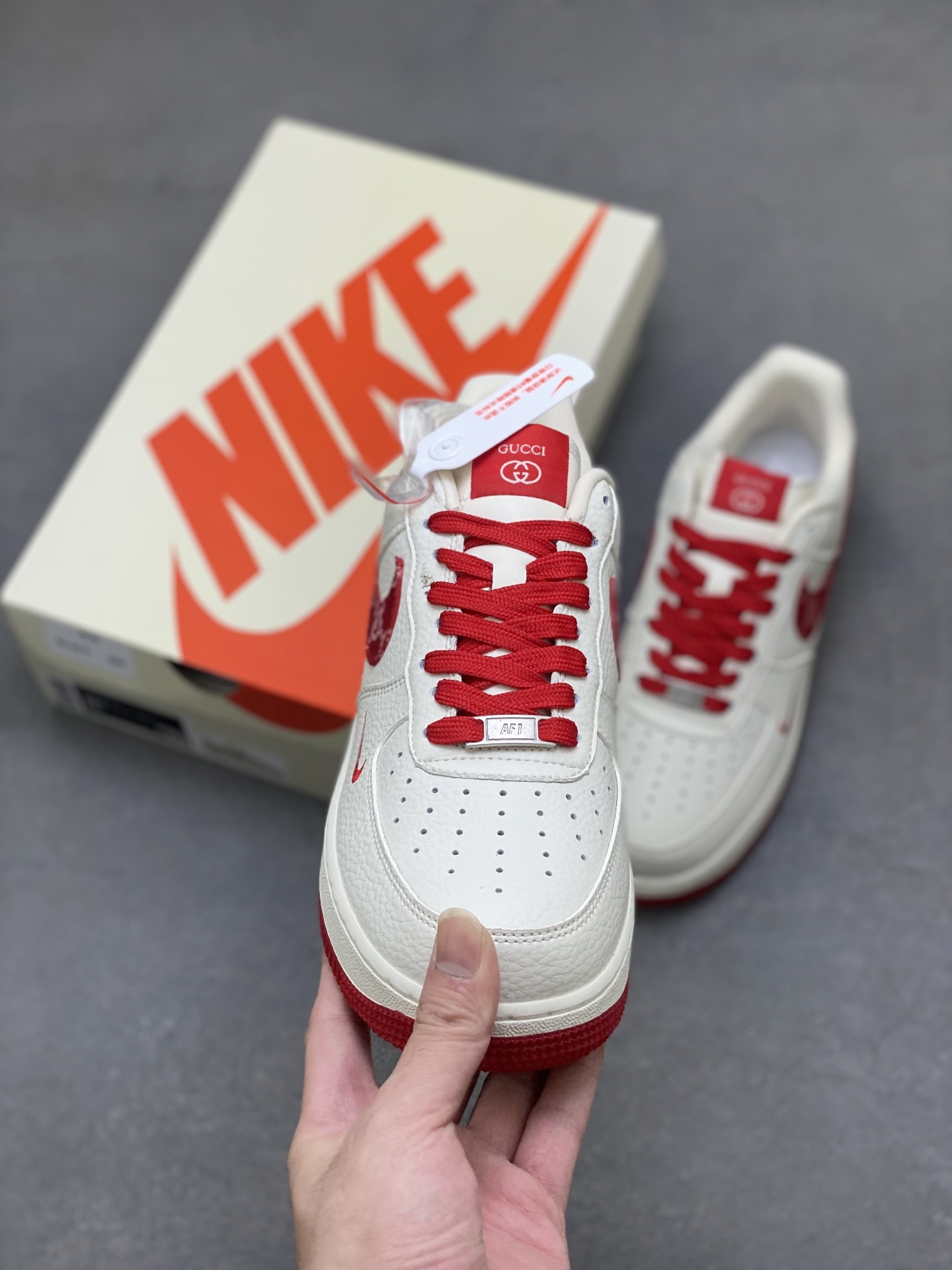 Nike Air Force 1 '07 Low White/Red Custom Sneakers with Gucci Logo 3 i1755535648140 3638 0 1