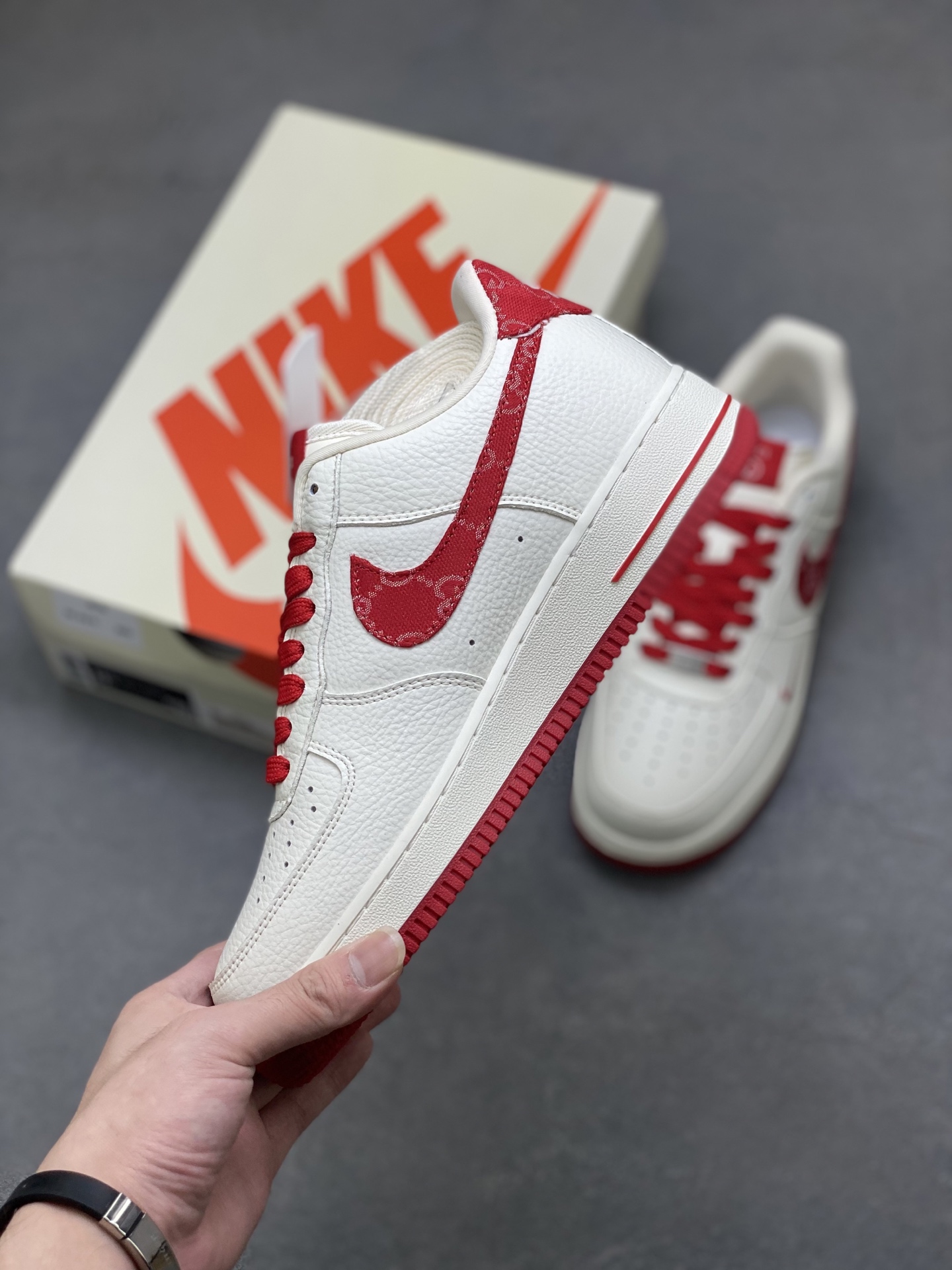 Nike Air Force 1 '07 Low White/Red Custom Sneakers with Gucci Logo 4 i1755535648644 7687 0 2