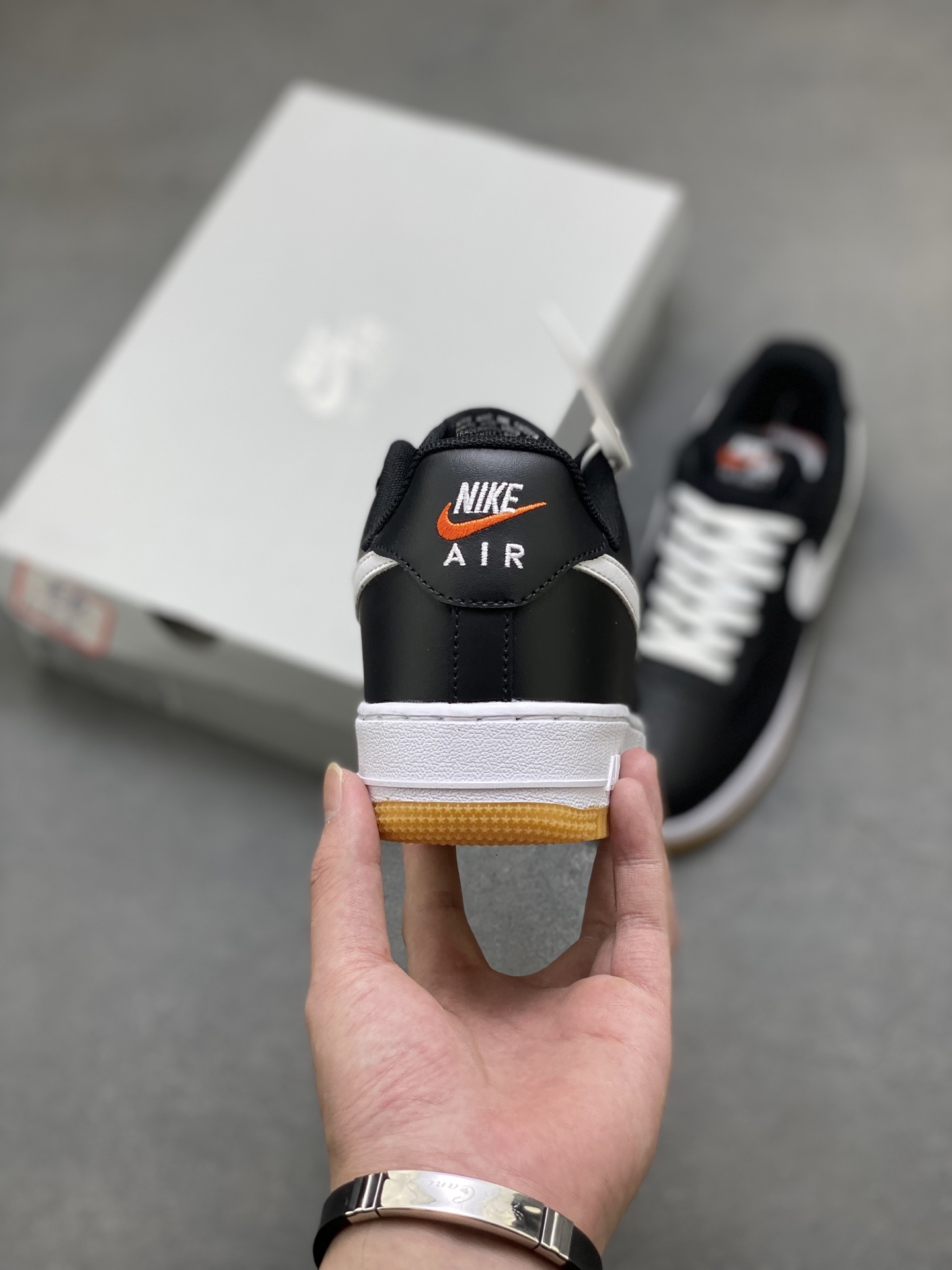 Nike Air Force 1 '07 Low Black & White Casual Sneakers 5 i1755535685821 75 0 3