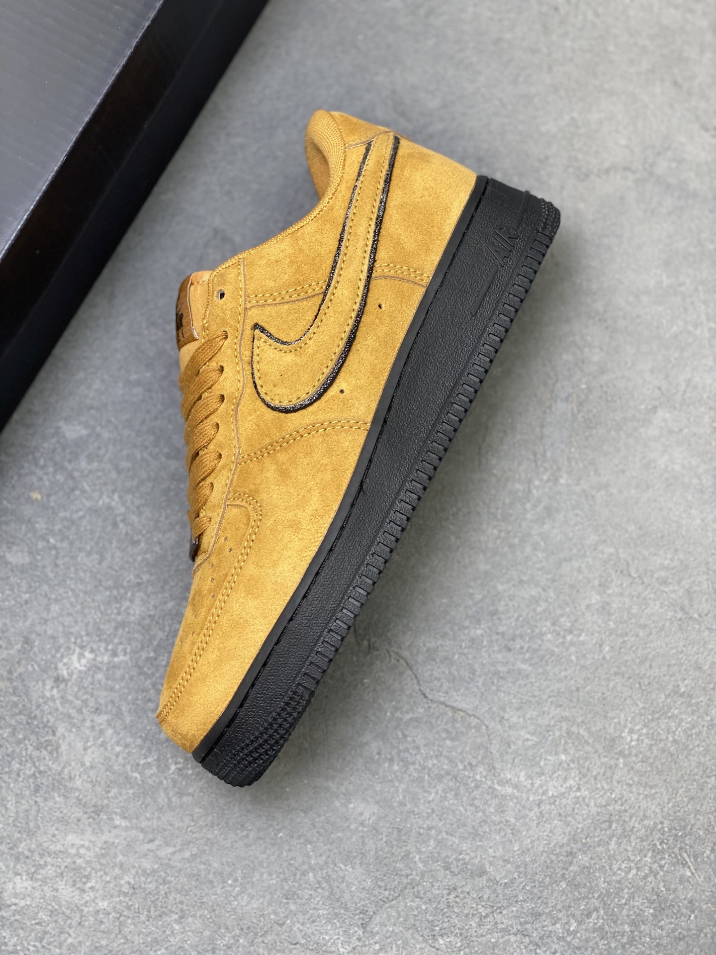 Nike Air Force 1 '07 Low Mustard Suede Casual Sneakers HQ1966-700 8 i1755620250856 2862 0 6