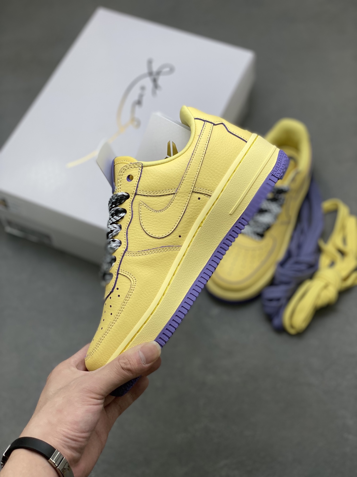 Nike Air Force 1 '07 Low - Limited Edition Yellow/Purple Sneakers 4 i1755620298555 2004 0 2