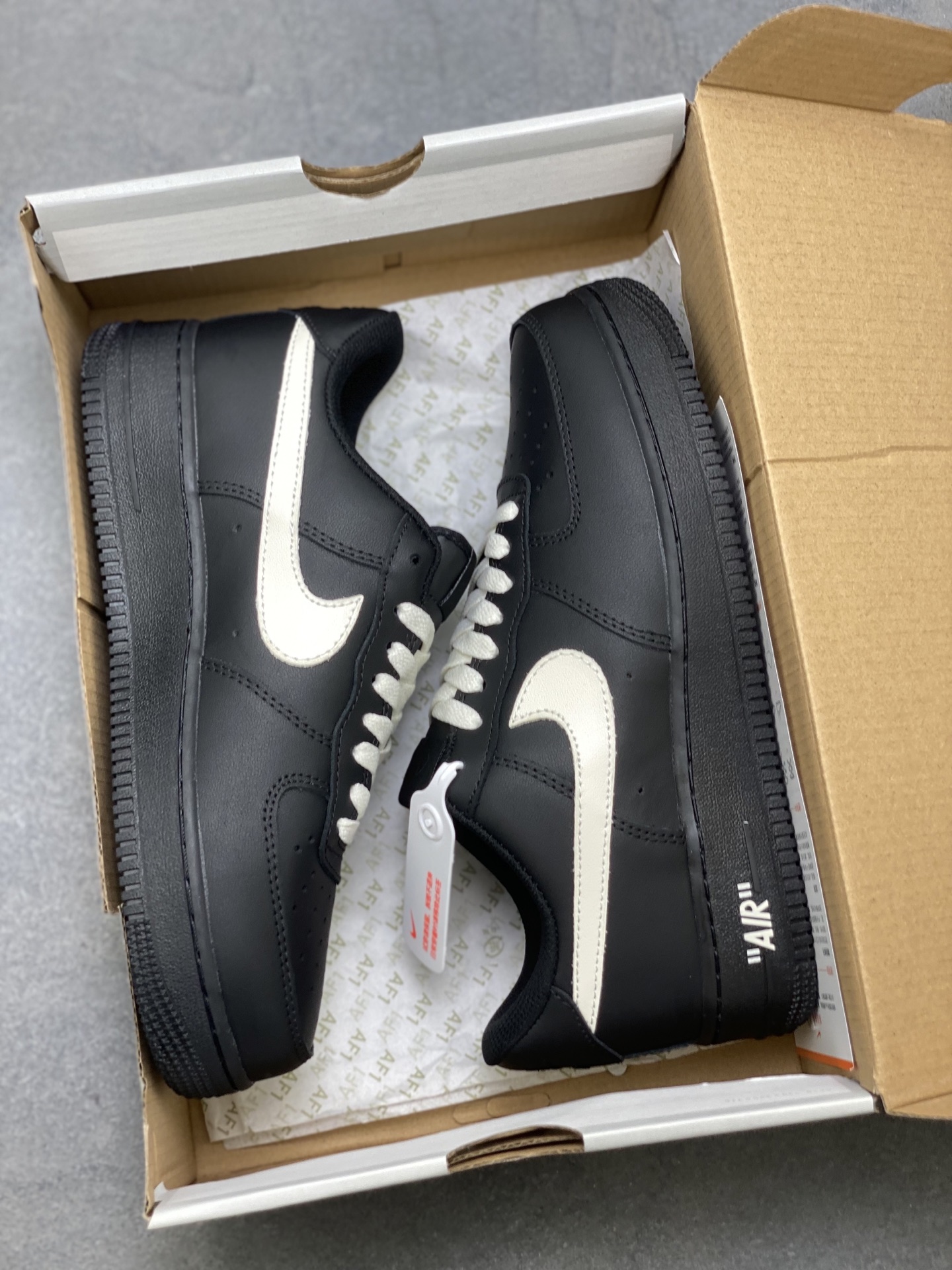 Nike Air Force 1 '07 Low Black/White Leather Sneakers DD8959-001 10 i1755710836838 8875 0 8