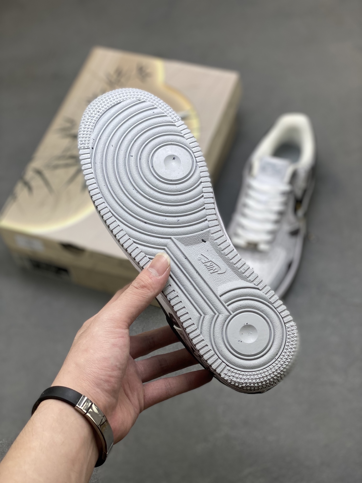 Nike Air Force 1 '07 Low Ink Splatter Sneakers - Limited Edition Design 7 i1755711181808 361 0 5