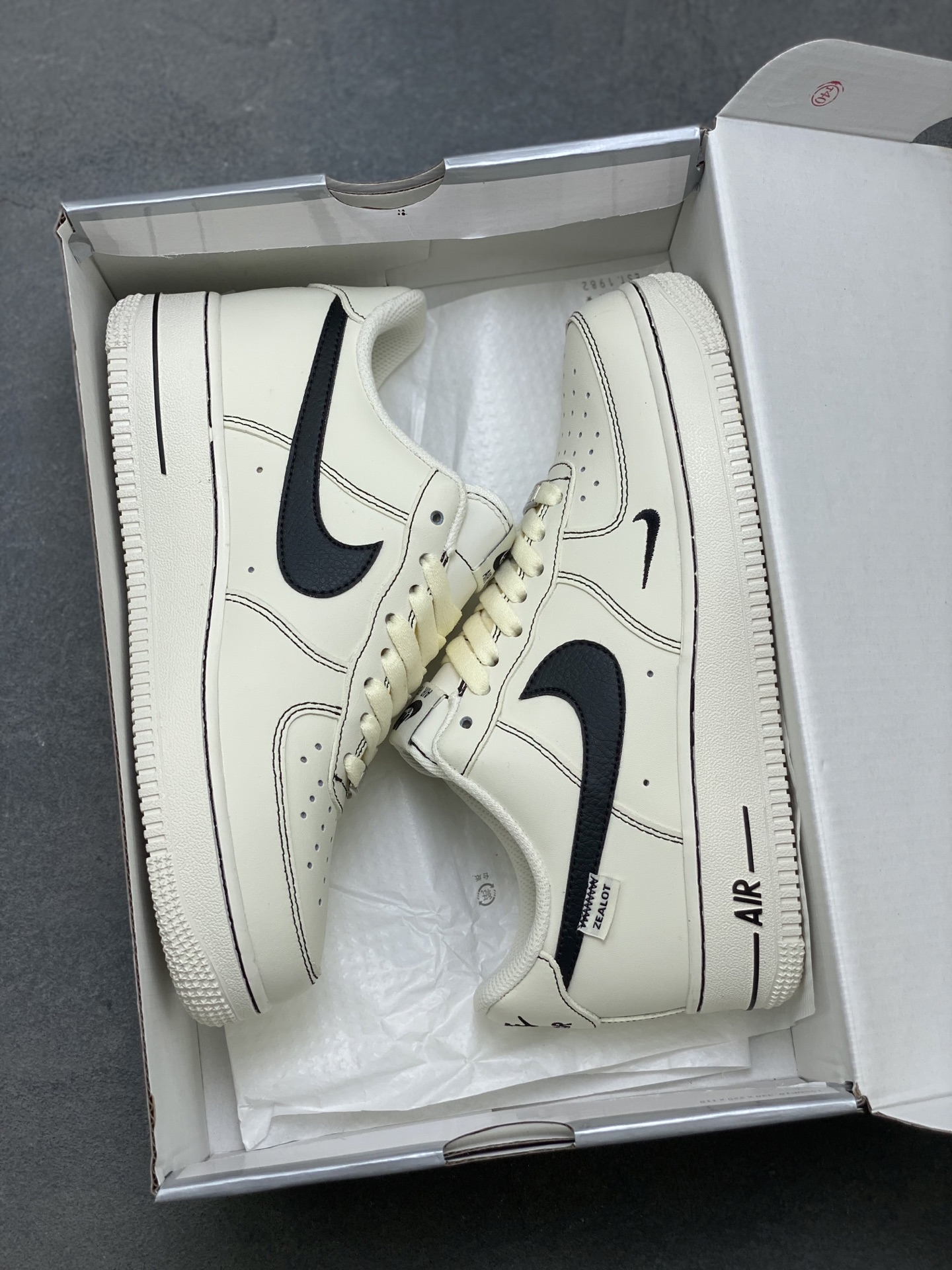Nike Air Force 1 '07 Low Sneakers - Limited Edition, Comfortable & Stylish 10 i1755711237086 682 0 8