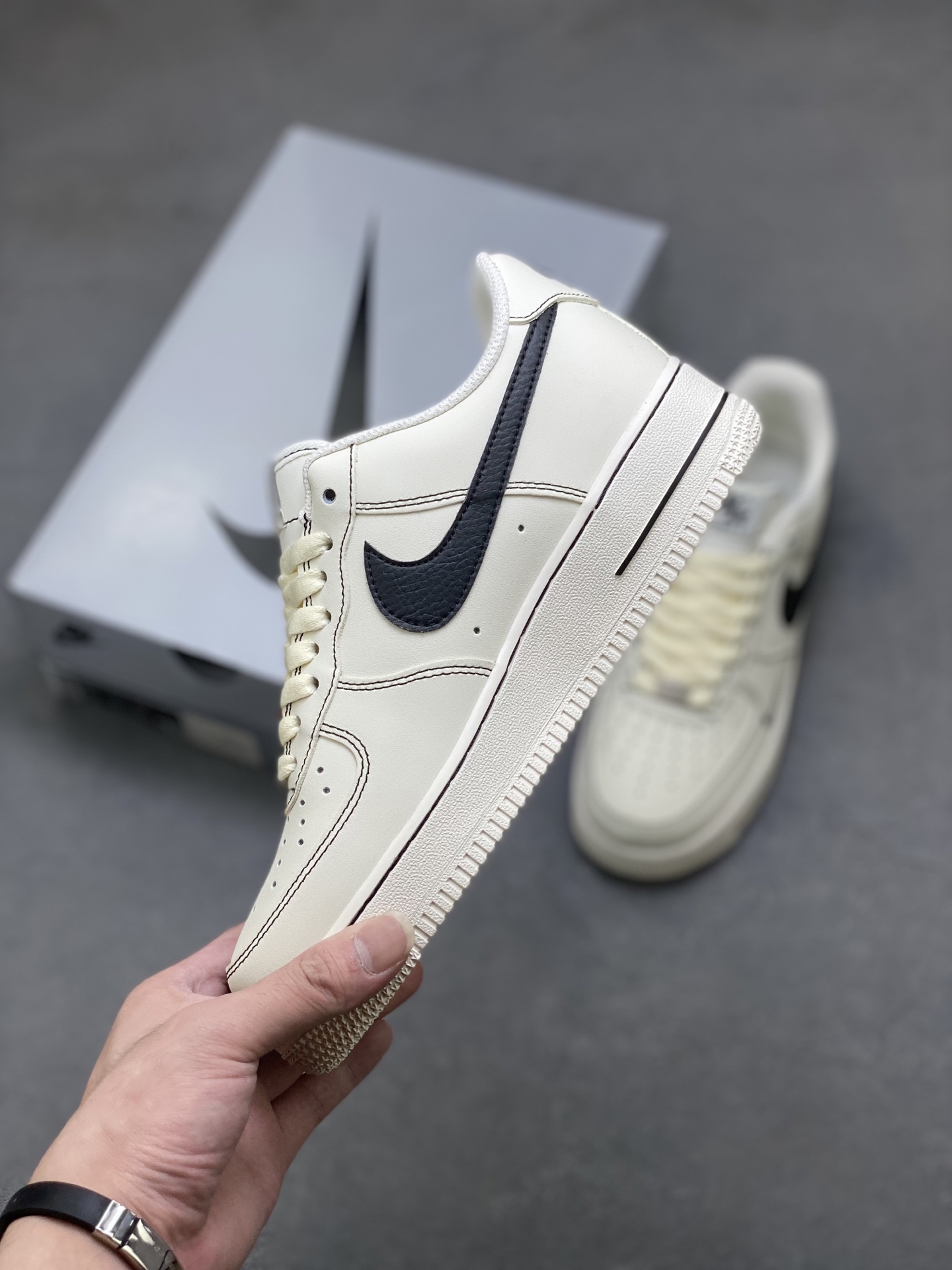 Nike Air Force 1 '07 Low Sneakers - Limited Edition, Comfortable & Stylish 4 i1755711237134 4339 0 2