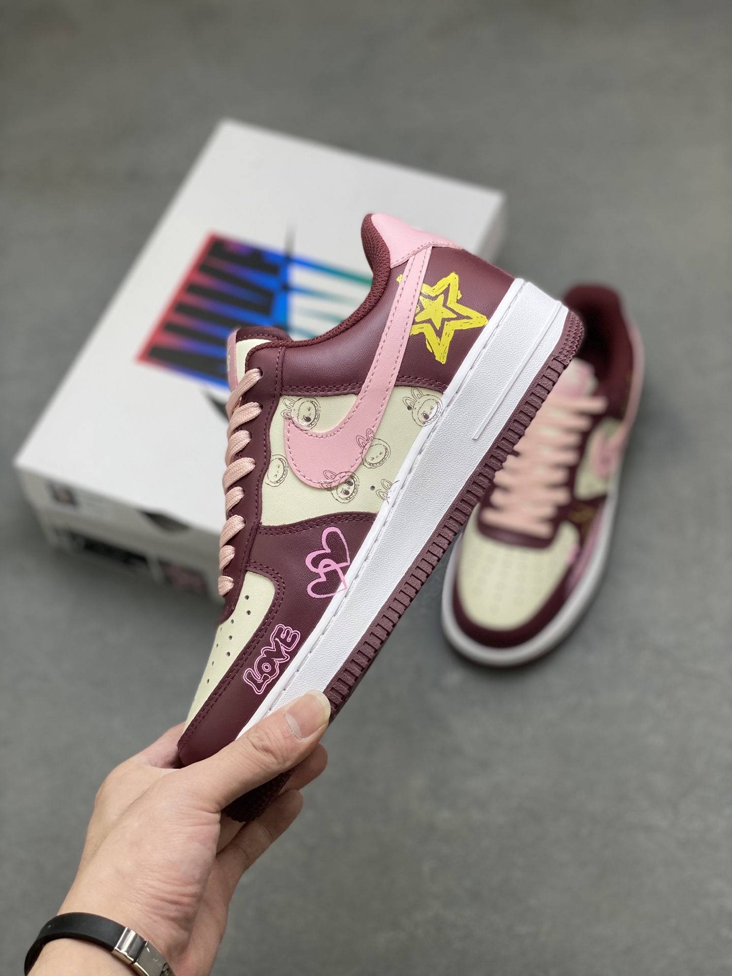 Nike Air Force 1 '07 Low Sneakers - Limited Edition, Premium Comfort 4 i1755711368314 2456 0 2