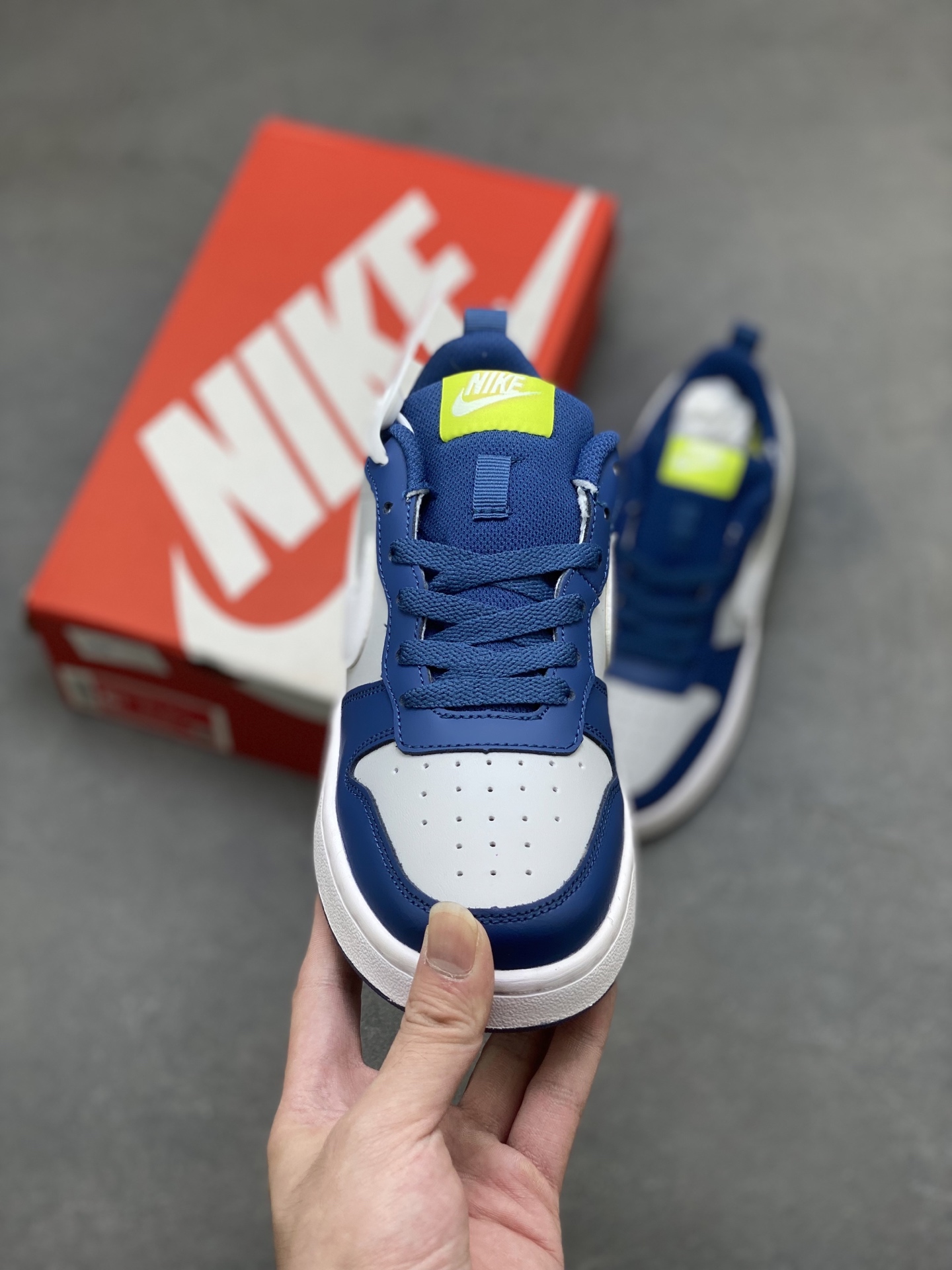 Nike Ebernon Low PRM: Classic Style, Everyday Comfort in Blue/Grey Sneaker 3 i1755712183315 5668 0 1