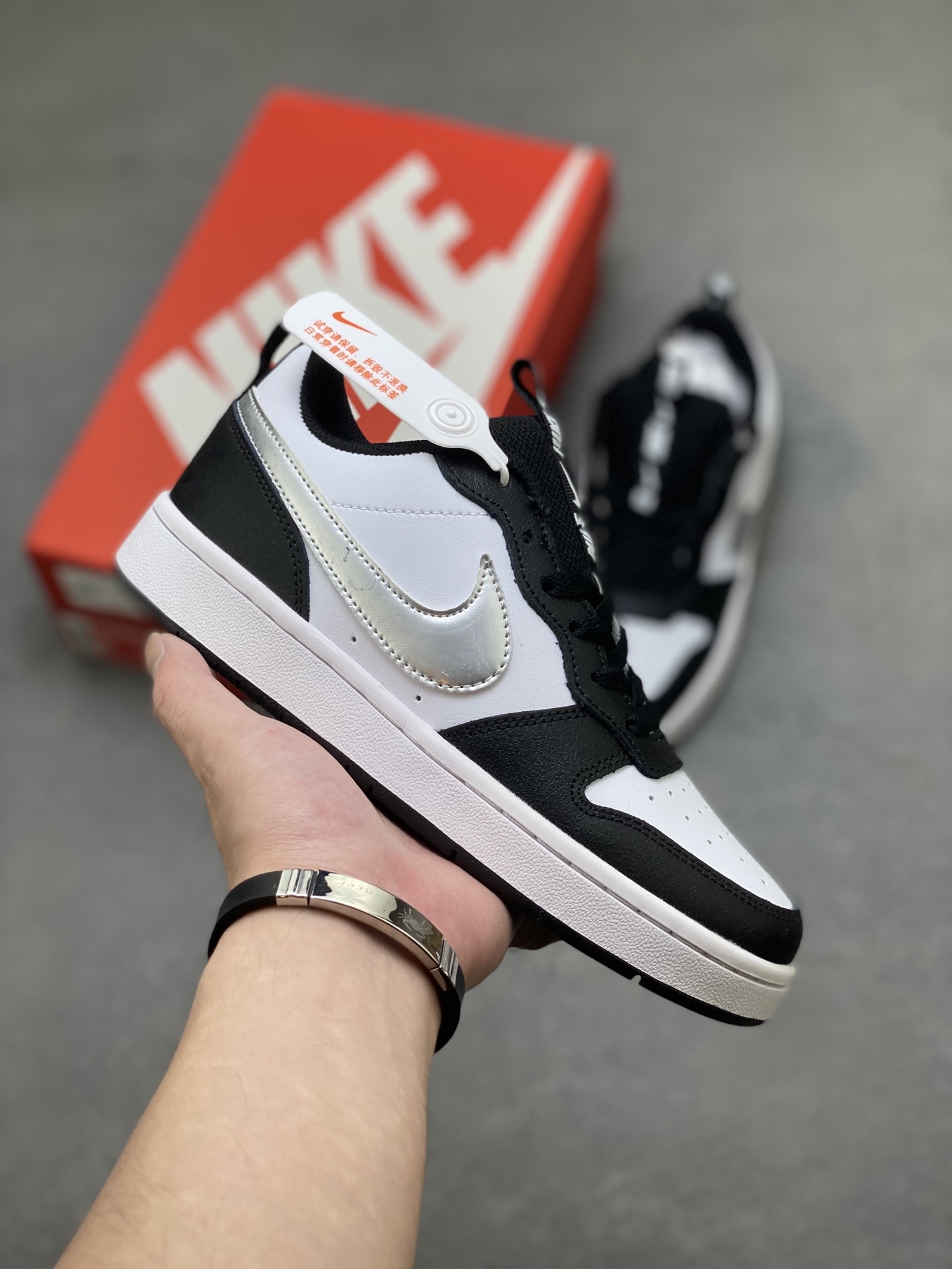 Nike Ebernon Low PRM: Classic Style, Premium Comfort - CT3964-100 2 i1755712246946 3388 0 0