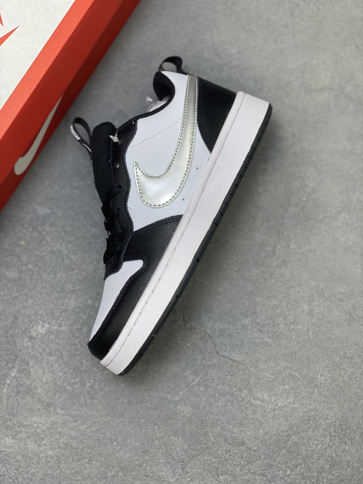 Nike Ebernon Low PRM: Classic Style, Premium Comfort - CT3964-100 8 i1755712252196 136 0 6