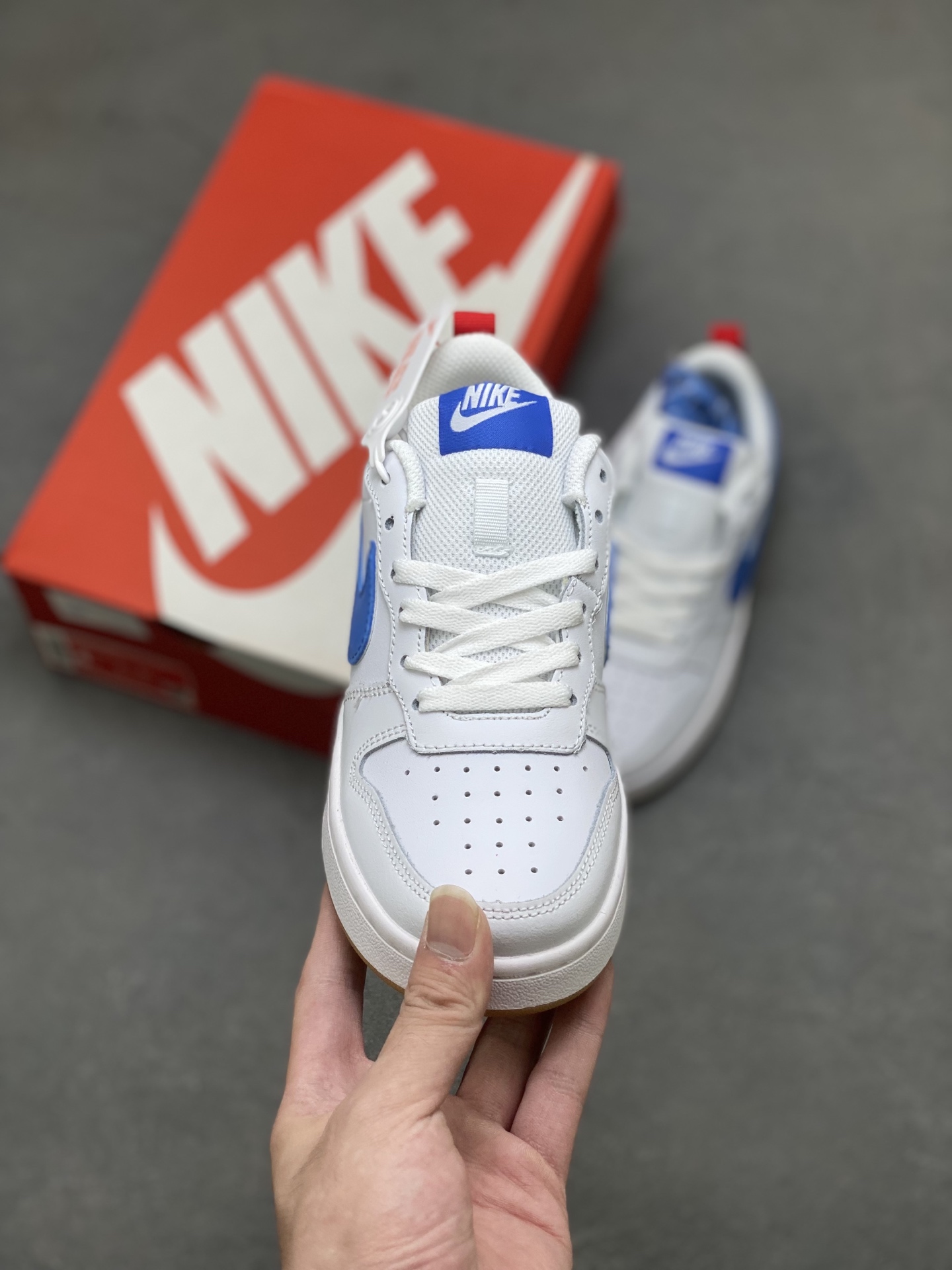Nike Ebernon Low PRM White/Blue Leather Sneakers - Versatile & Breathable 3 i1755712384516 2101 0 1