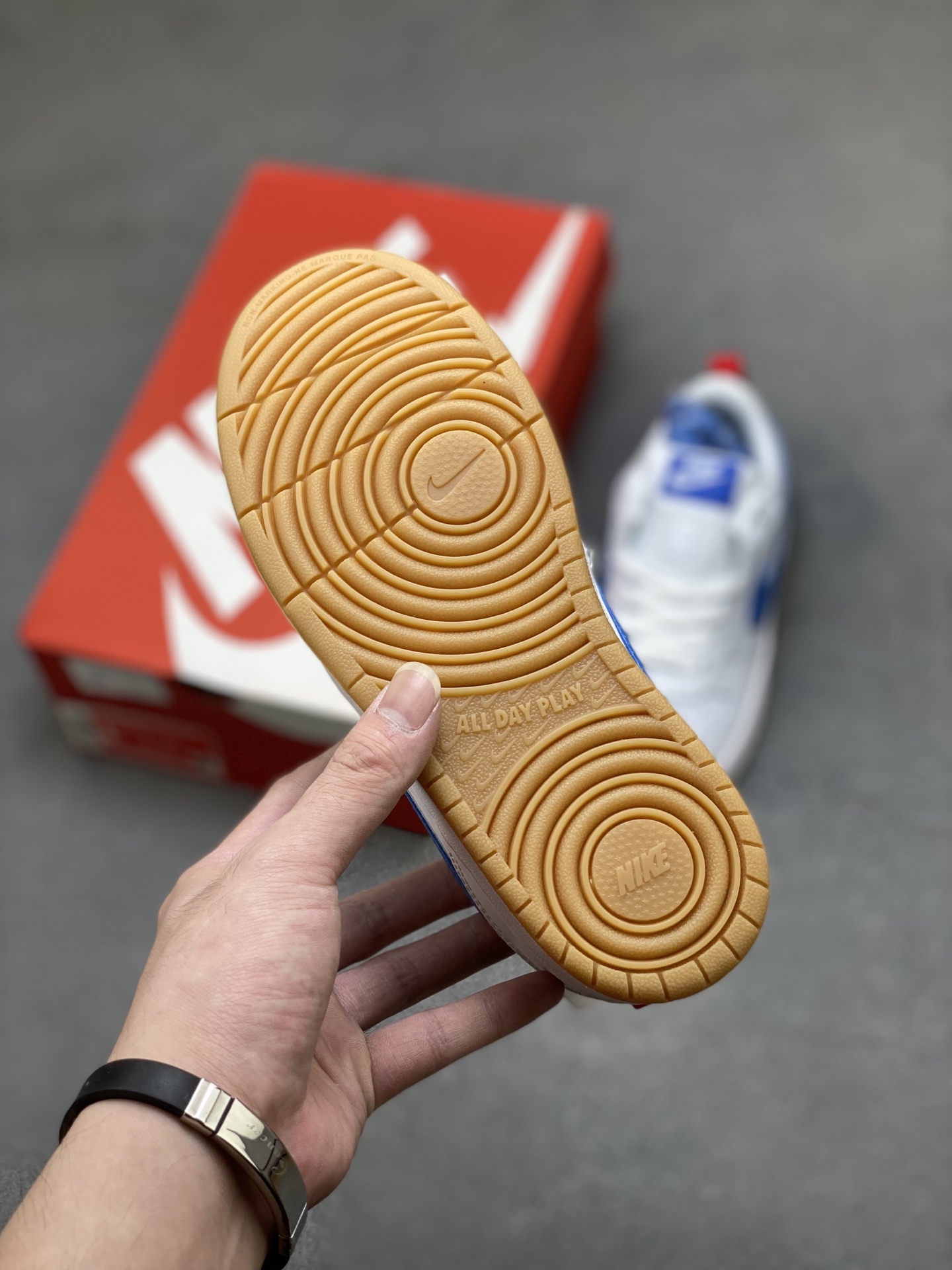 Nike Ebernon Low PRM White/Blue Leather Sneakers - Versatile & Breathable 7 i1755712391481 8097 0 5