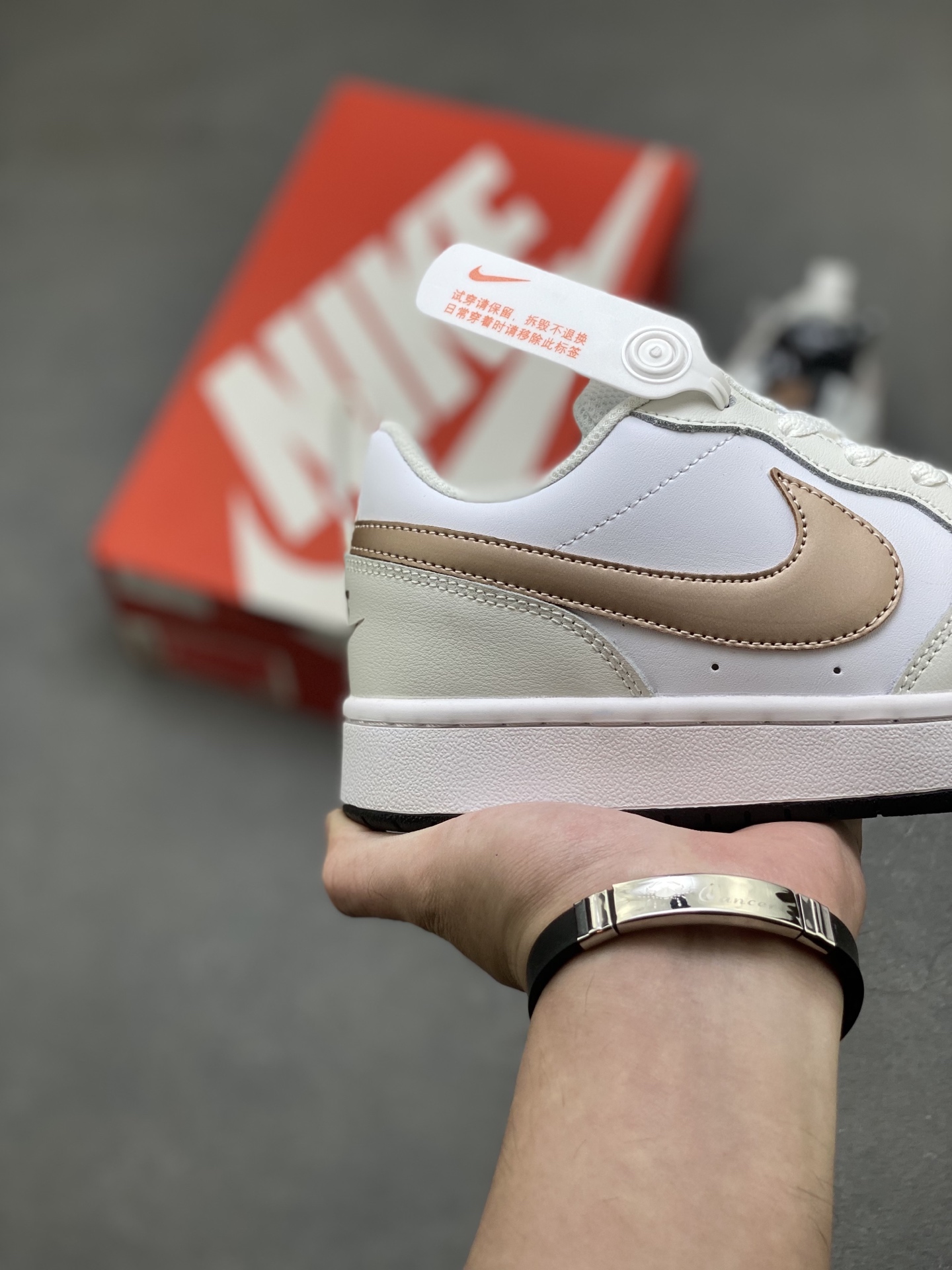 Nike Ebernon Low PRM Sneaker - Versatile, Breathable, and Comfortable Shoes 6 i1755798551359 974 0 4