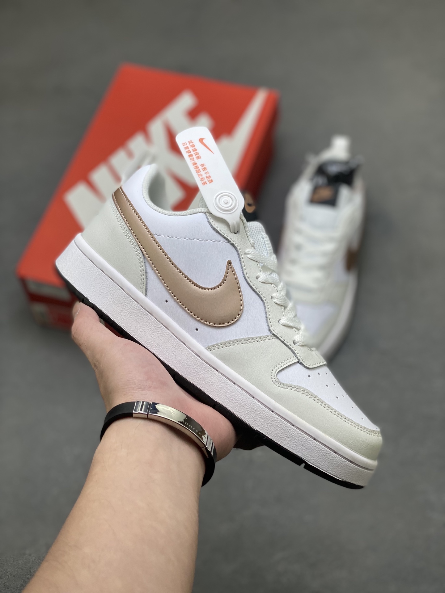Nike Ebernon Low PRM Sneaker - Versatile, Breathable, and Comfortable Shoes 2 i1755798554411 3813 0 0
