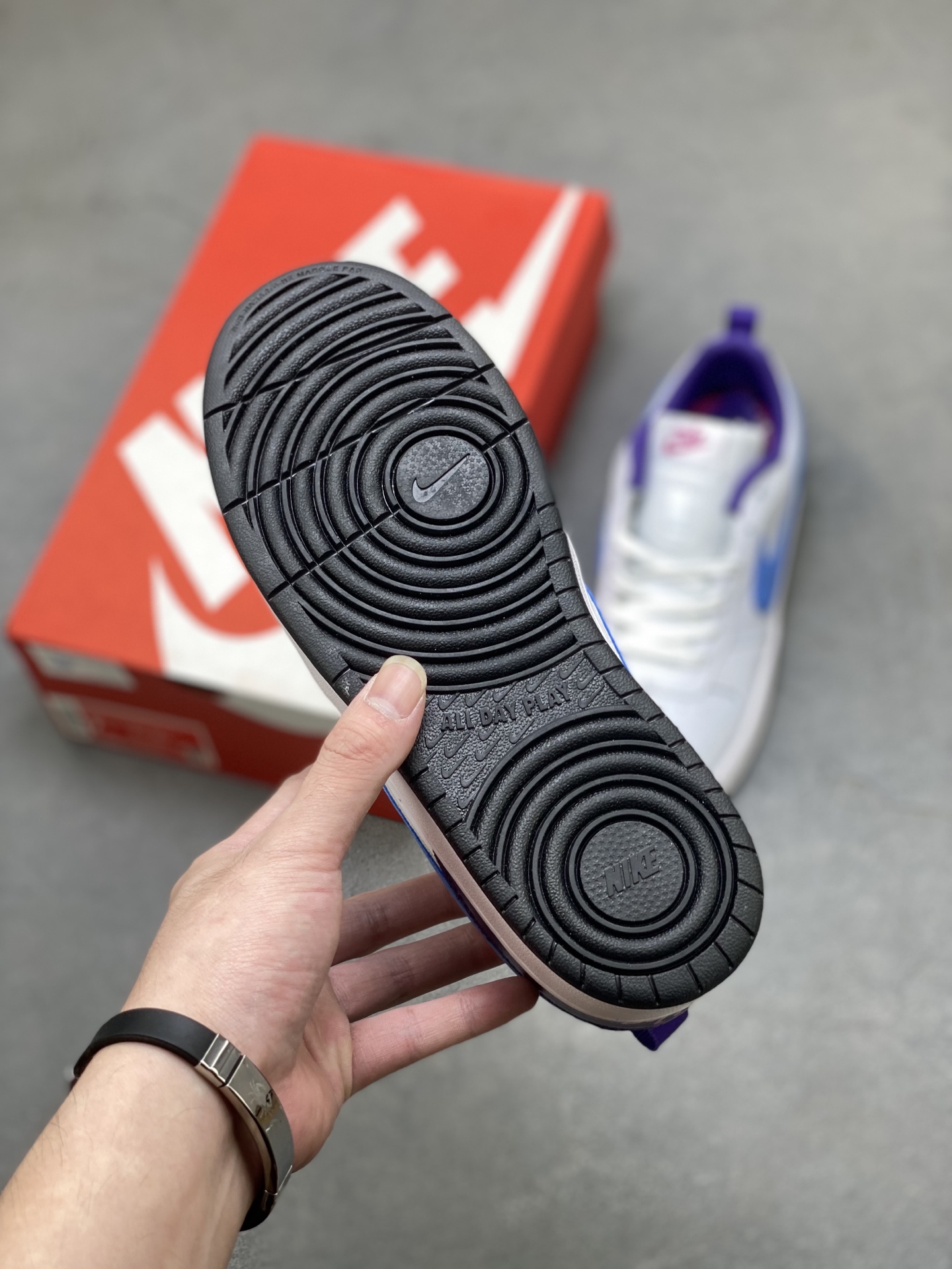 Nike Ebernon Low PRM Sneakers, Breathable and Versatile - BQ5448-106 7 i1755799741019 354 0 5