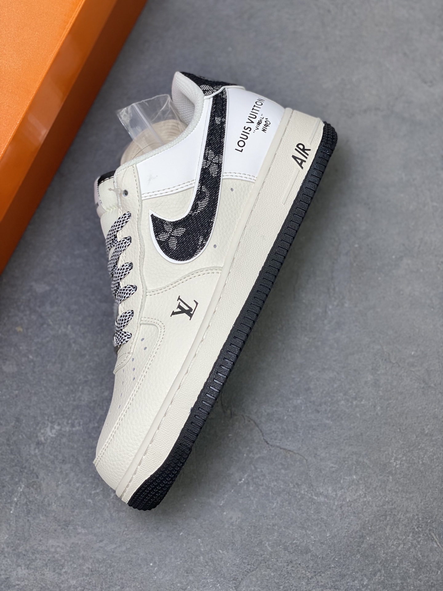 Nike Air Force 1 Low Louis Vuitton Custom Sneakers Limited Edition 8 i1755879009584 7506 0 6