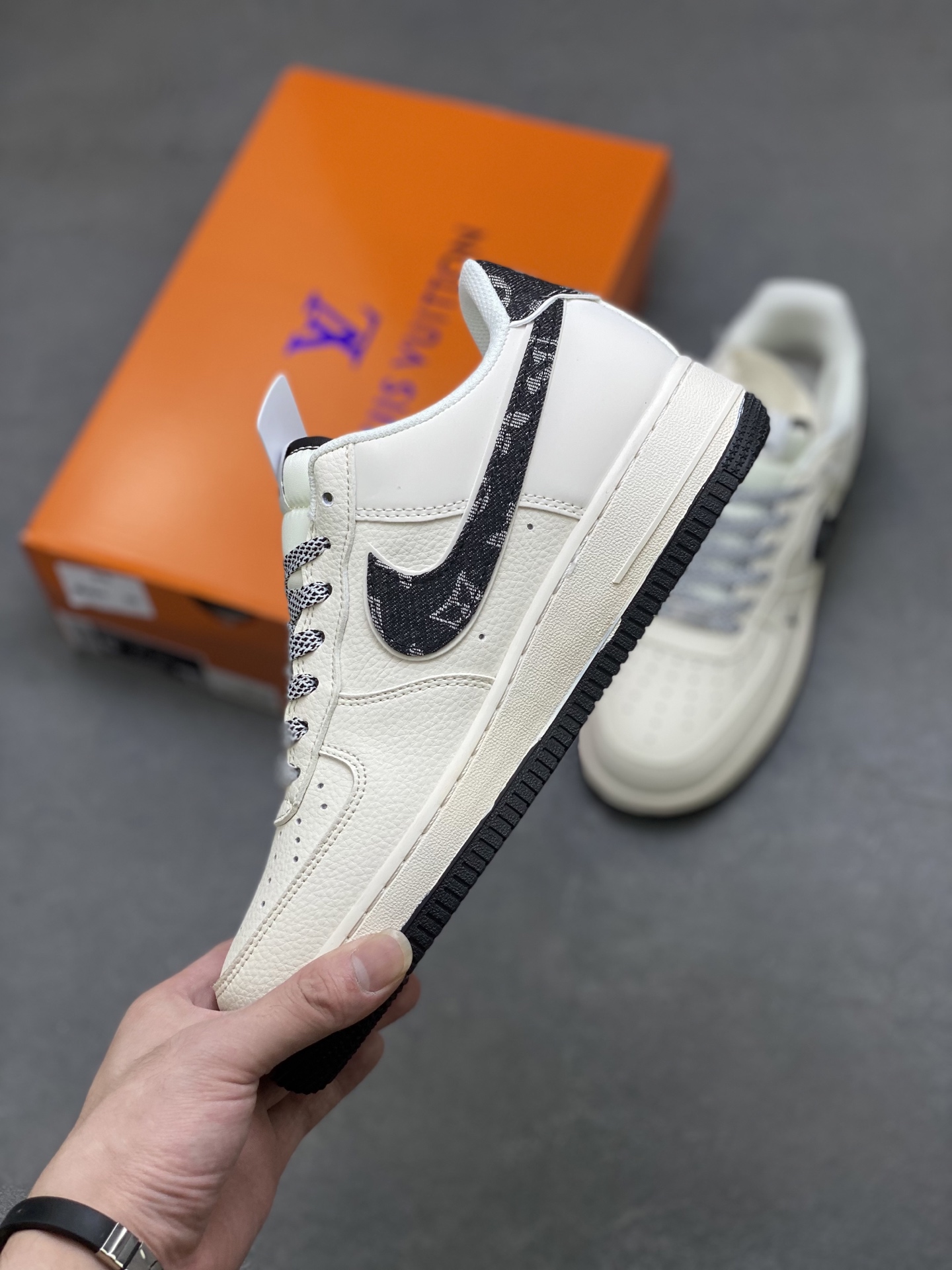 Nike Air Force 1 Low Louis Vuitton Custom Sneakers Limited Edition 4 i1755879014481 81 0 2