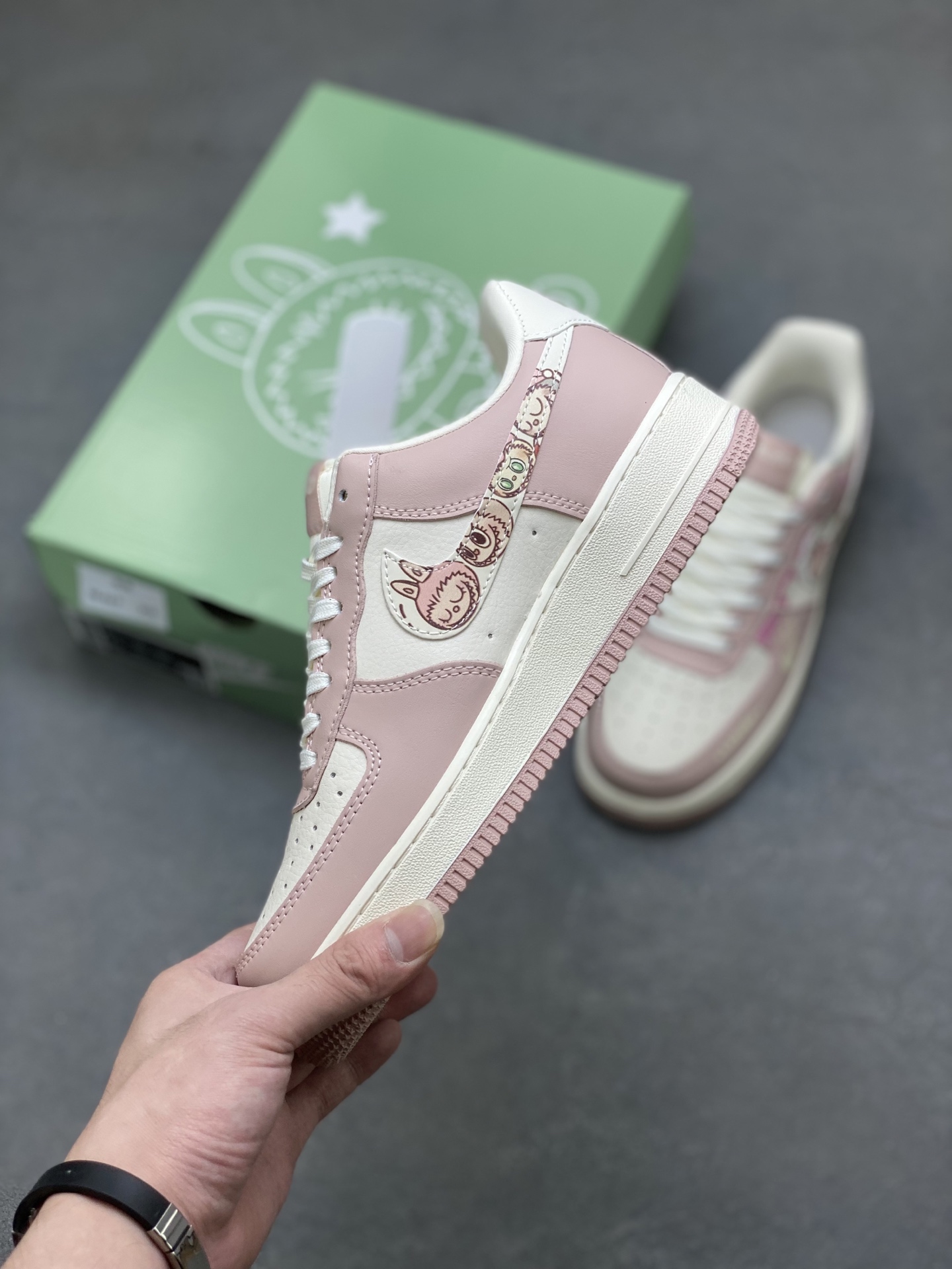 Nike Air Force 1 '07 Low Pink Cartoon Sneakers Limited Edition 4 i1755879200834 3350 0 2