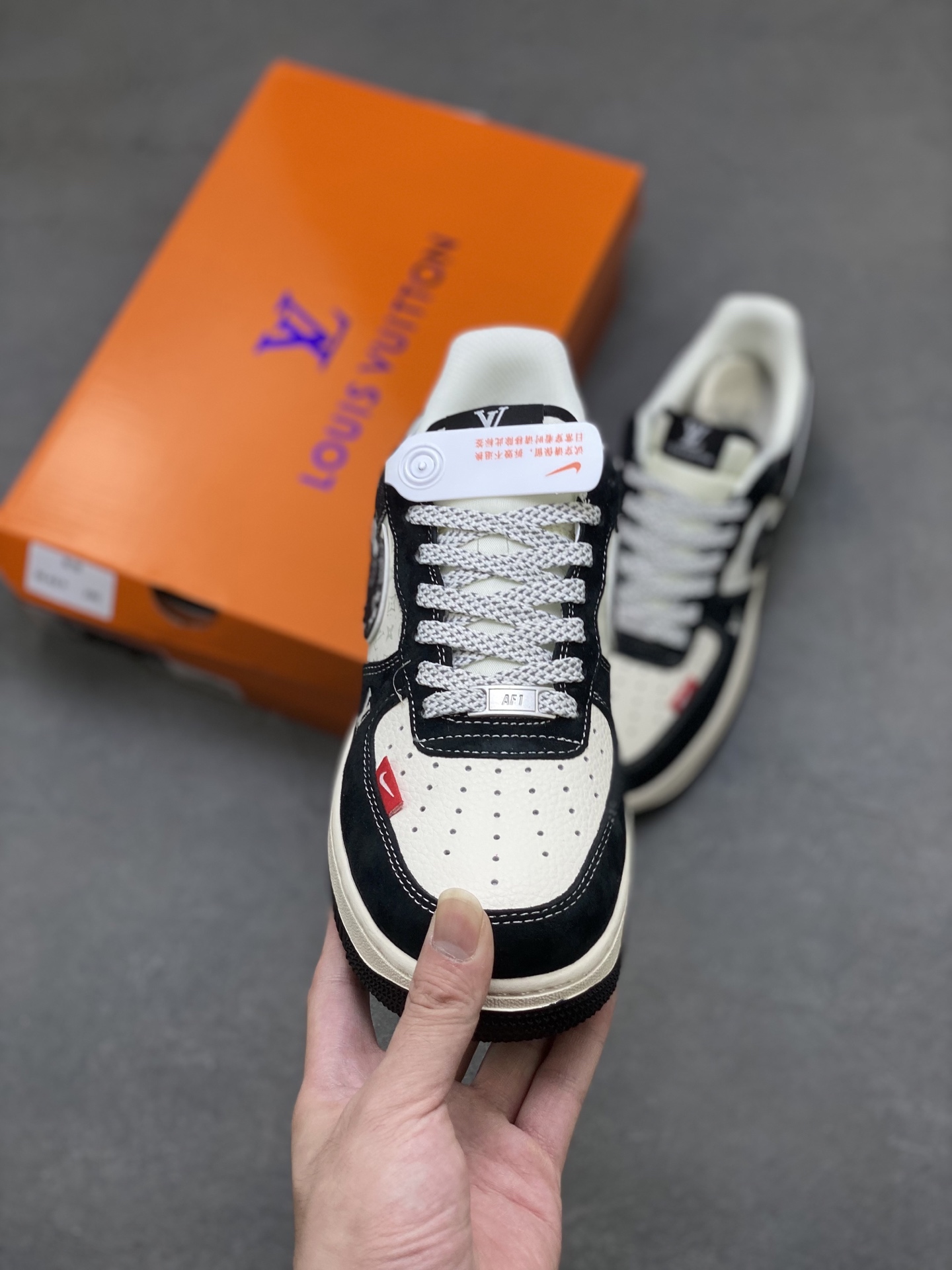 Nike Air Force 1 '07 Low Sneakers - Limited Edition Design 3 i1755965039883 6728 0 1