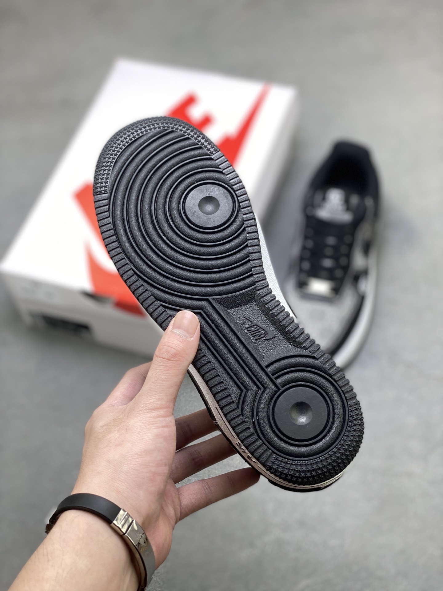 Nike Air Force 1 '07 Low Gucci Custom Sneakers Limited Edition -AH8462-002 7 i1756137706453 7297 0 5