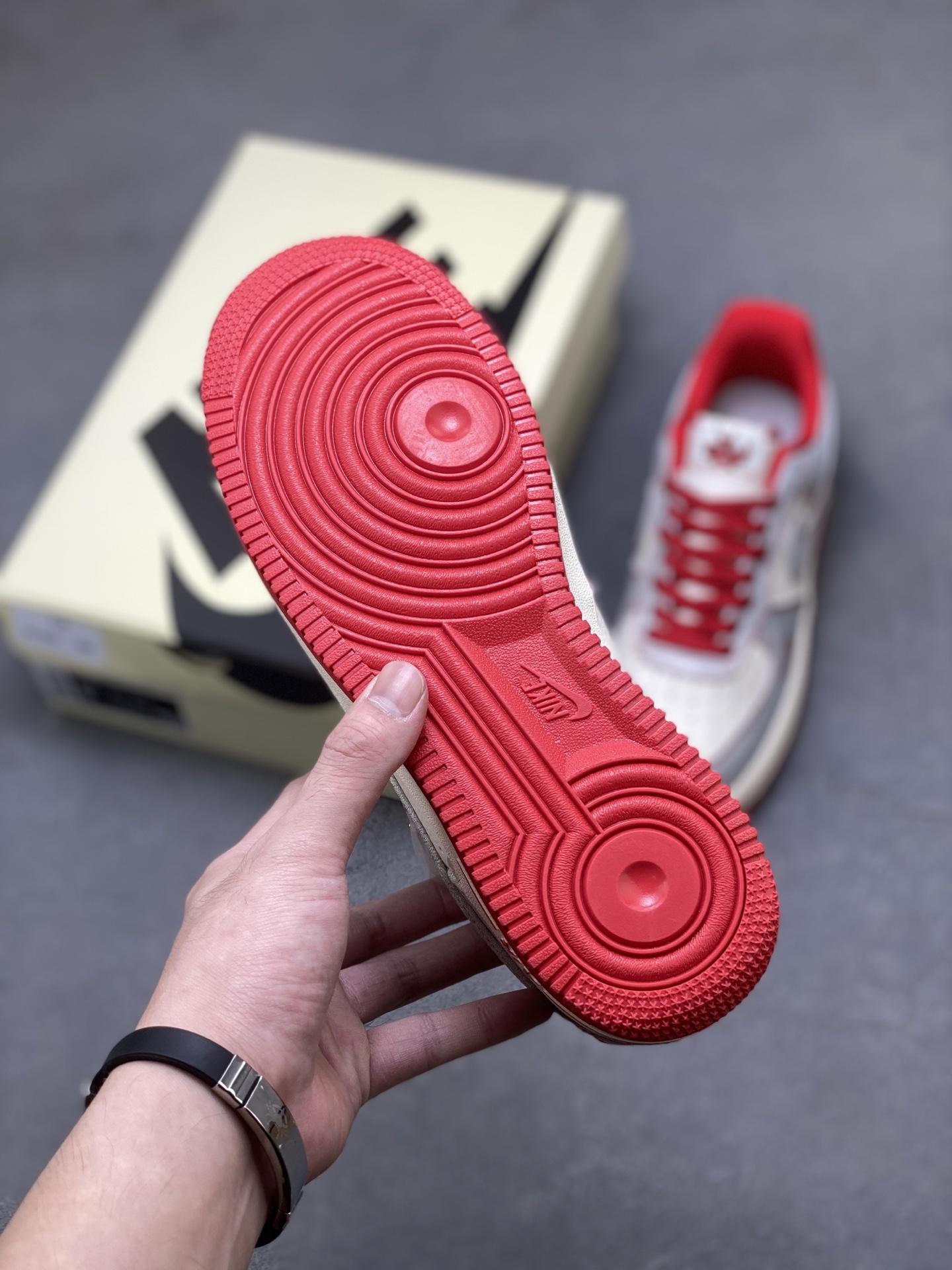 Nike Air Force 1 '07 Low Limited Edition Sneakers - Chili Pepper Accents 7 i1756137756351 7336 0 5