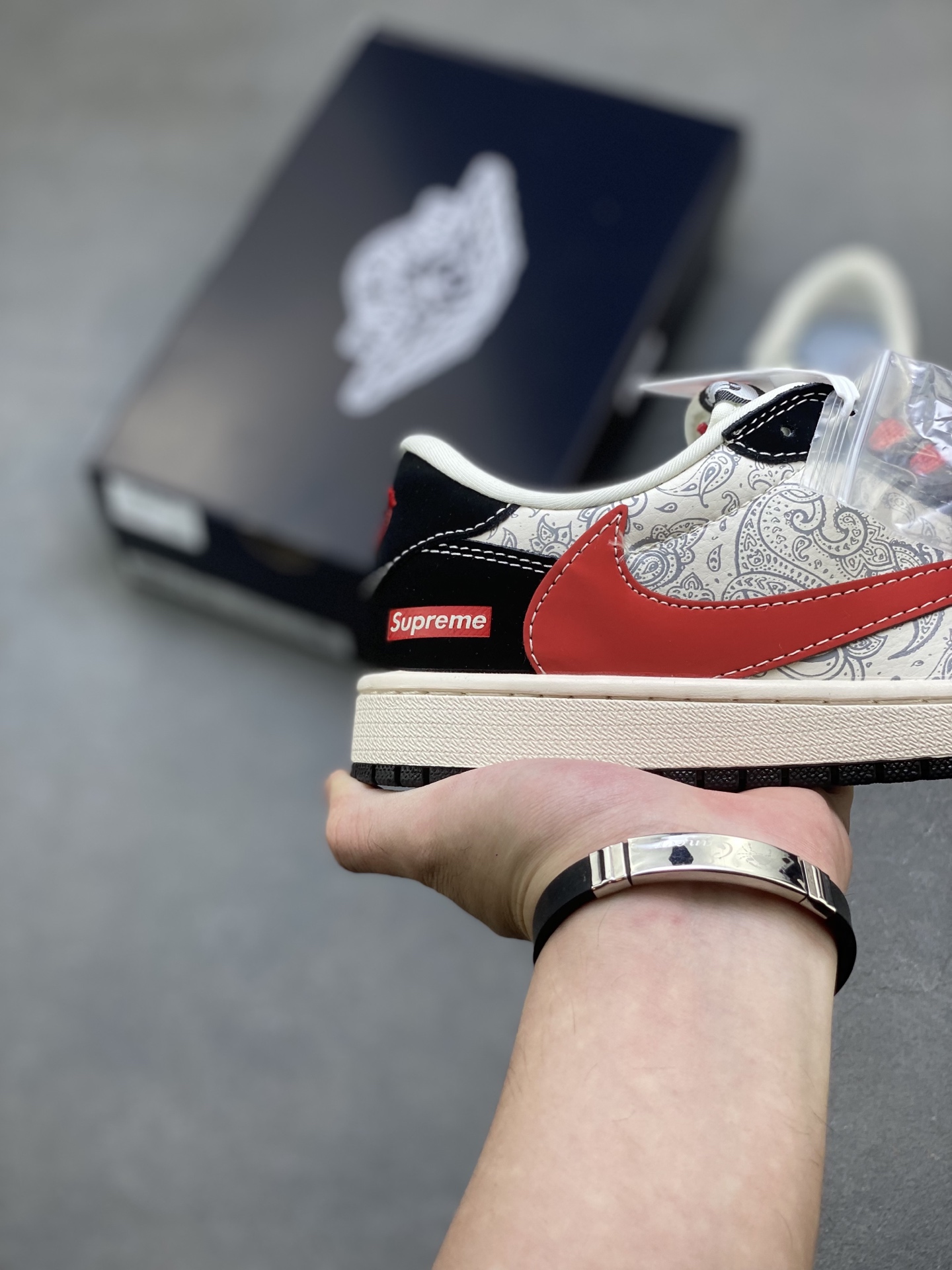 Air Jordan 1 Low Travis Scott Fragment Design Collaboration Sneakers 5 i1756226346740 863 0 4