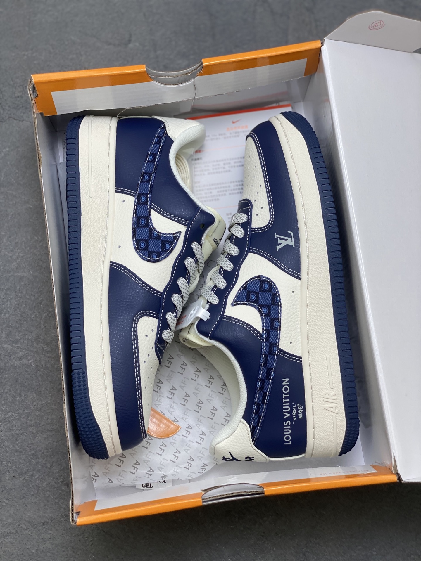 Nike Air Force 1 '07 Low Louis Vuitton Sneakers Limited Edition JP8028-009 32 i1756311812790 4135 0 8