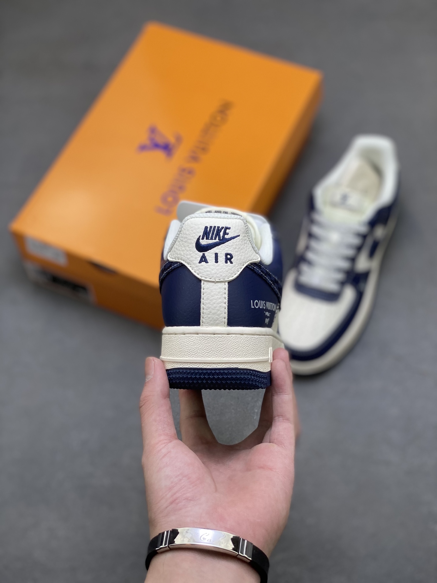 Nike Air Force 1 '07 Low Louis Vuitton Sneakers Limited Edition JP8028-009 27 i1756311814122 3434 0 3